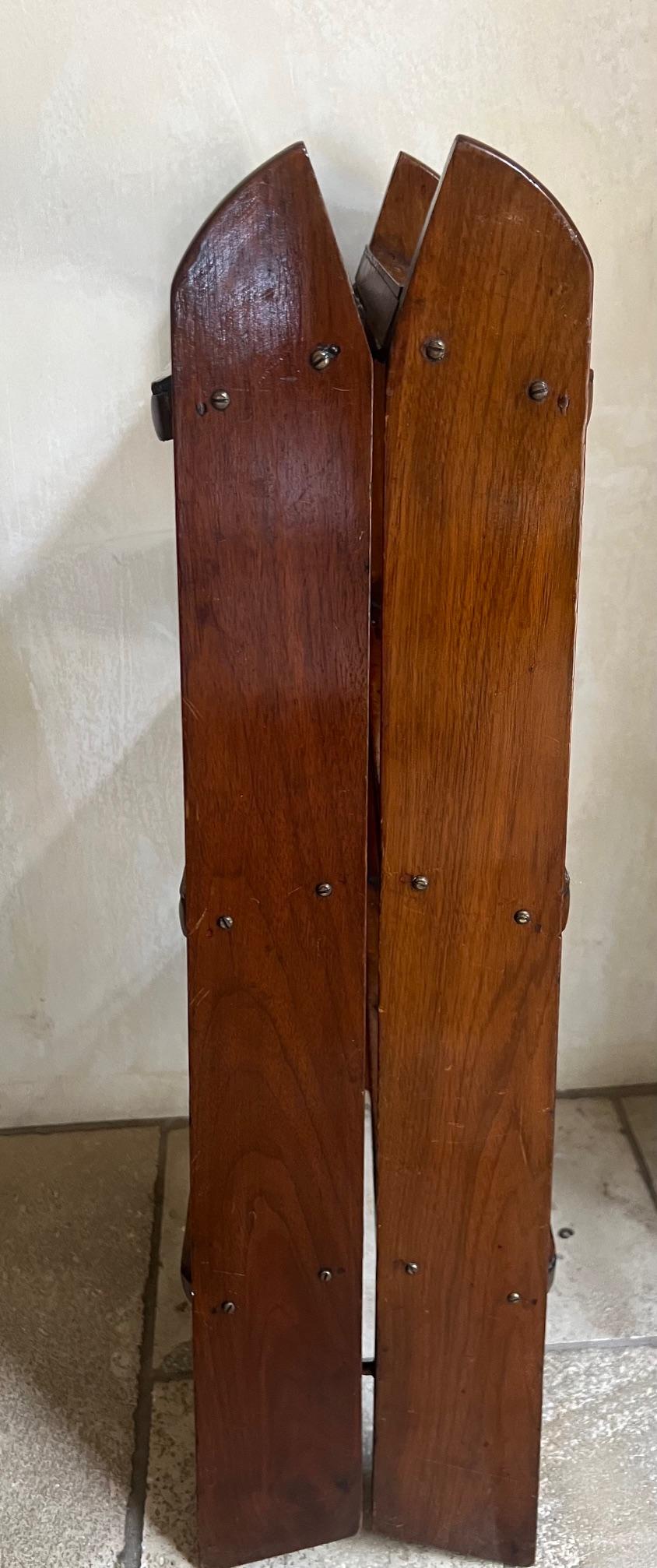 Antique English Folding Library Steps with Leather Treads  In Good Condition In Ross, CA