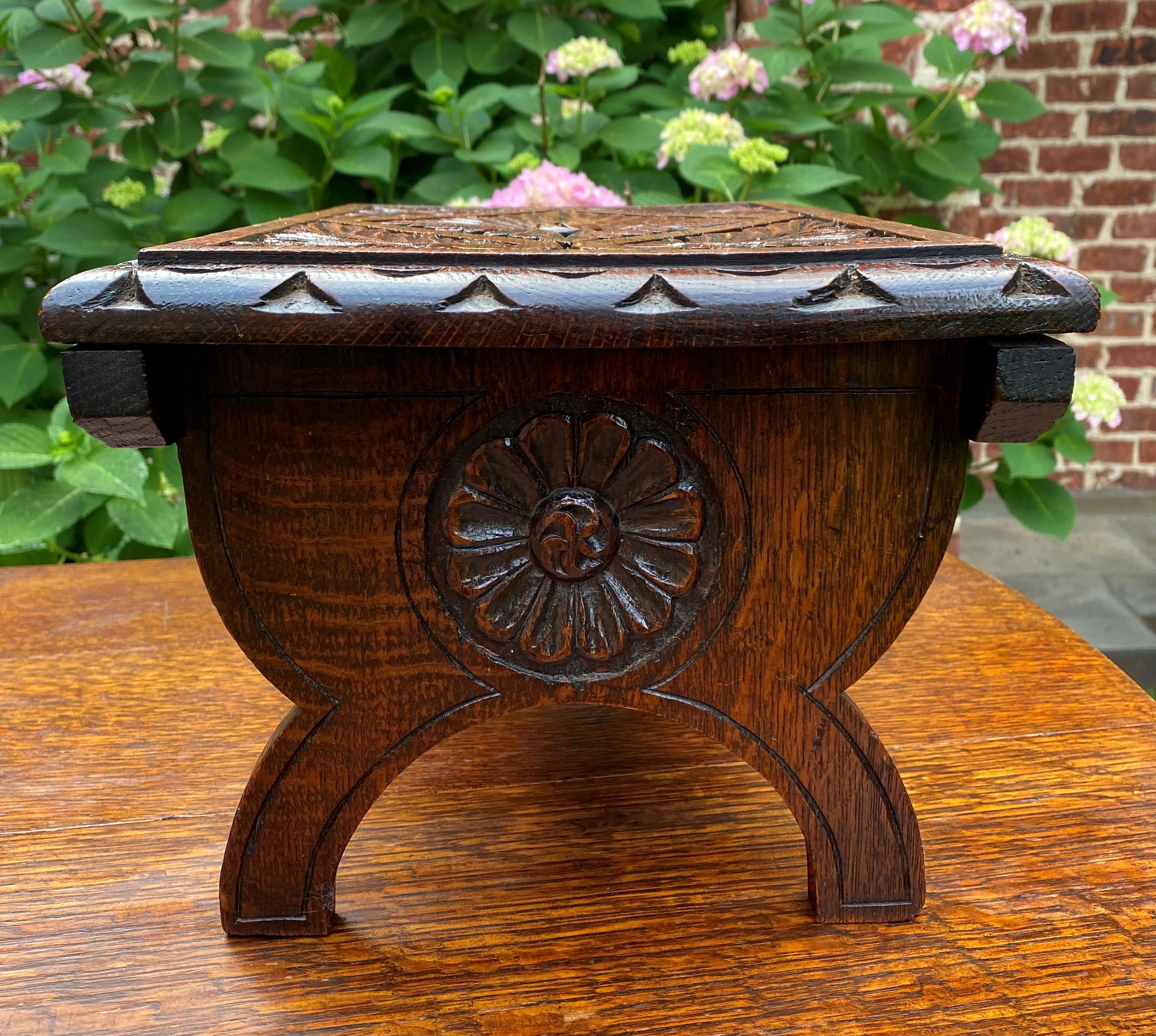 Early 20th Century Antique English Foot Stool Kettle Stand Small Bench Carved Oak 1920s