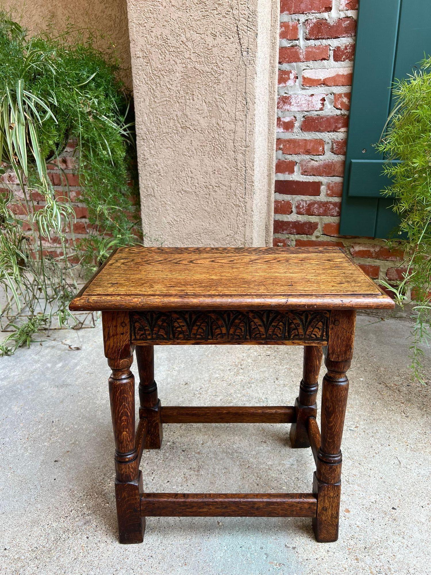 Antiguo escabel inglés Banco Taburete articulado Roble tallado Soporte jacobeo c1900 en venta 11