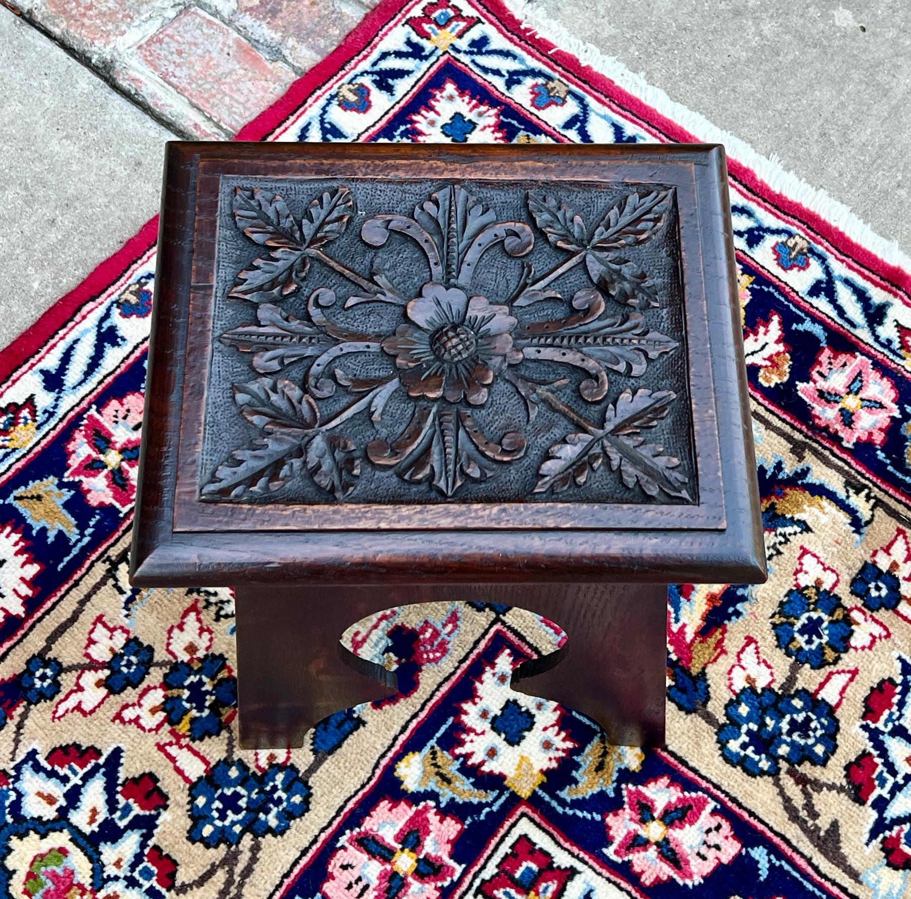 Antique English Footstool Bench Stool Carved Top Oak Rosette c. 1920s-30s 9