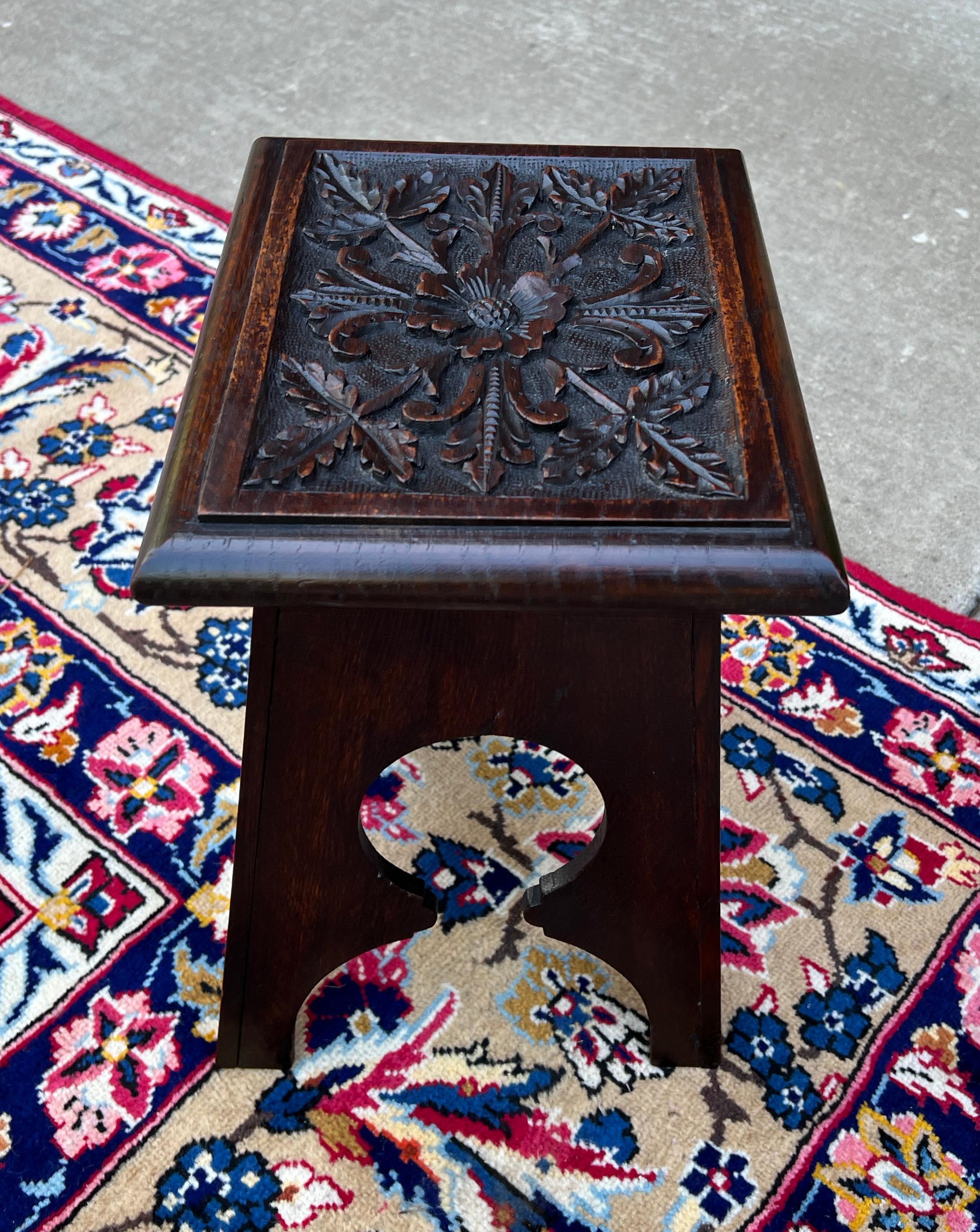 Mid-20th Century Antique English Footstool Bench Stool Carved Top Oak Rosette c. 1920s-30s
