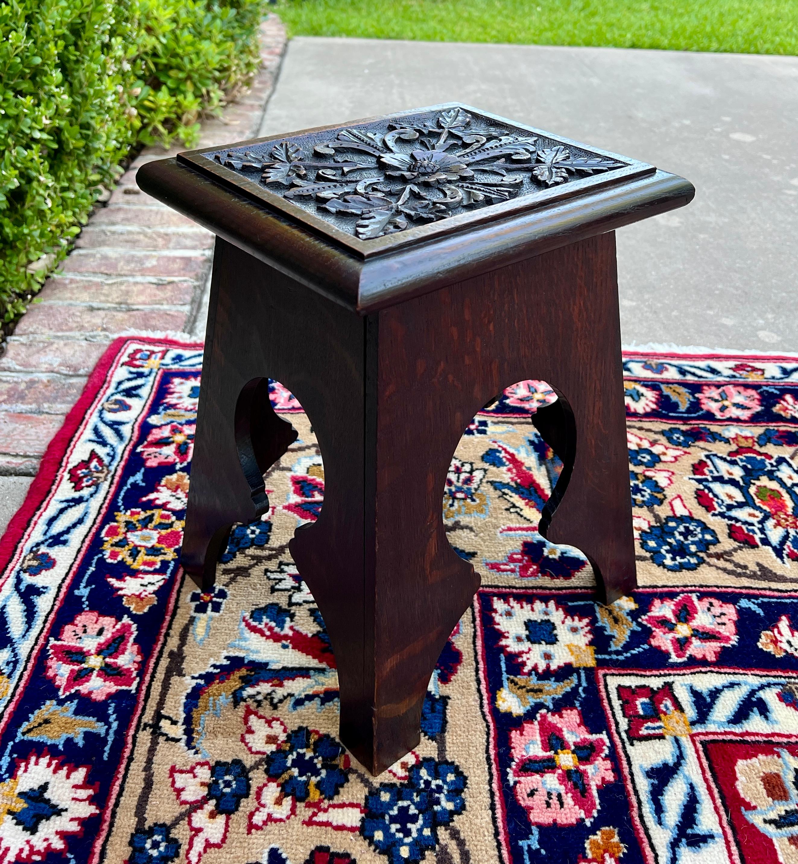 Antique English Footstool Bench Stool Carved Top Oak Rosette c. 1920s-30s 4