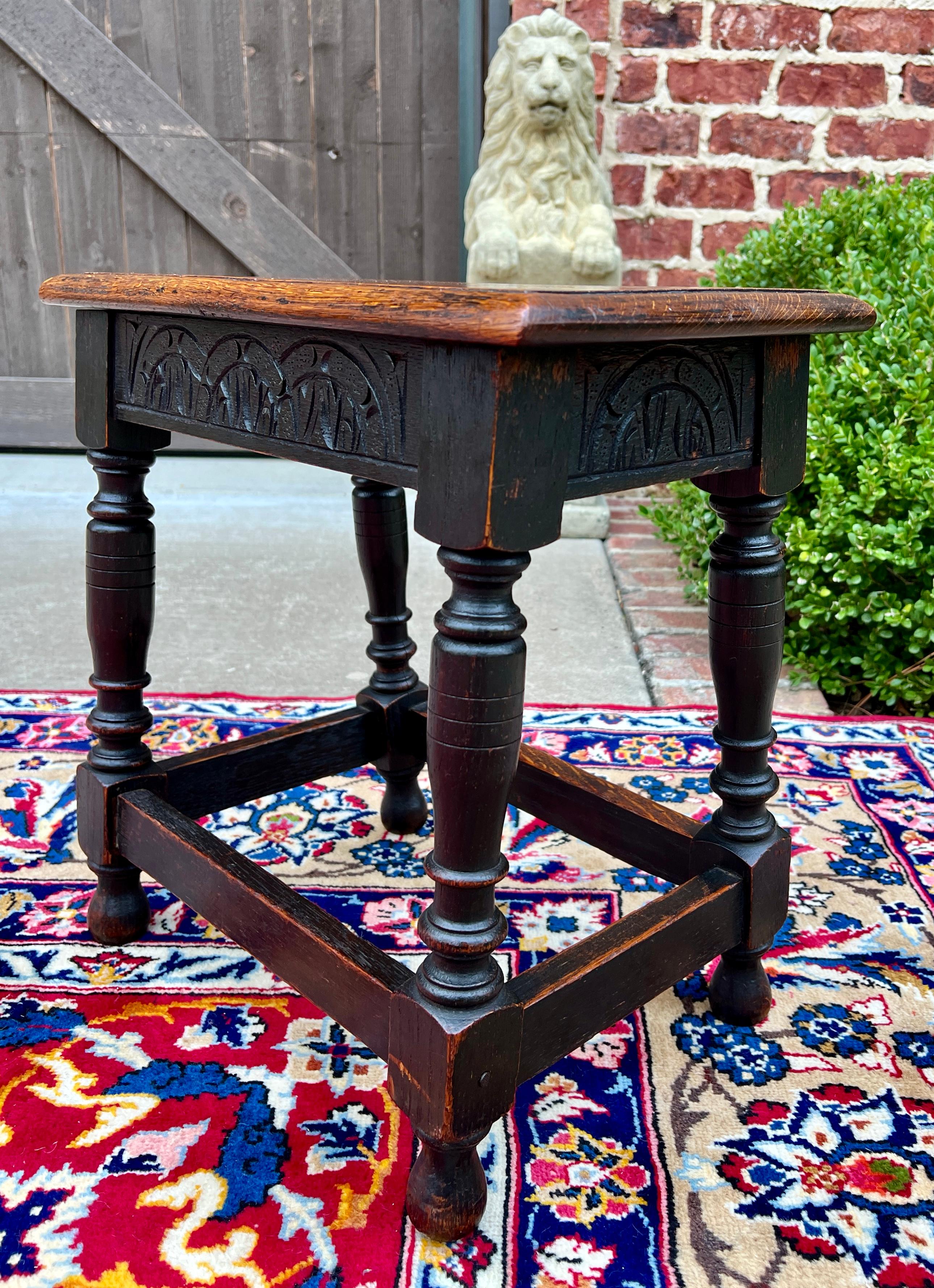 Antico sgabello inglese Stool Bench Stool Joint Stool Gamba tornita intagliata Oak c.C. 1900 in vendita 3