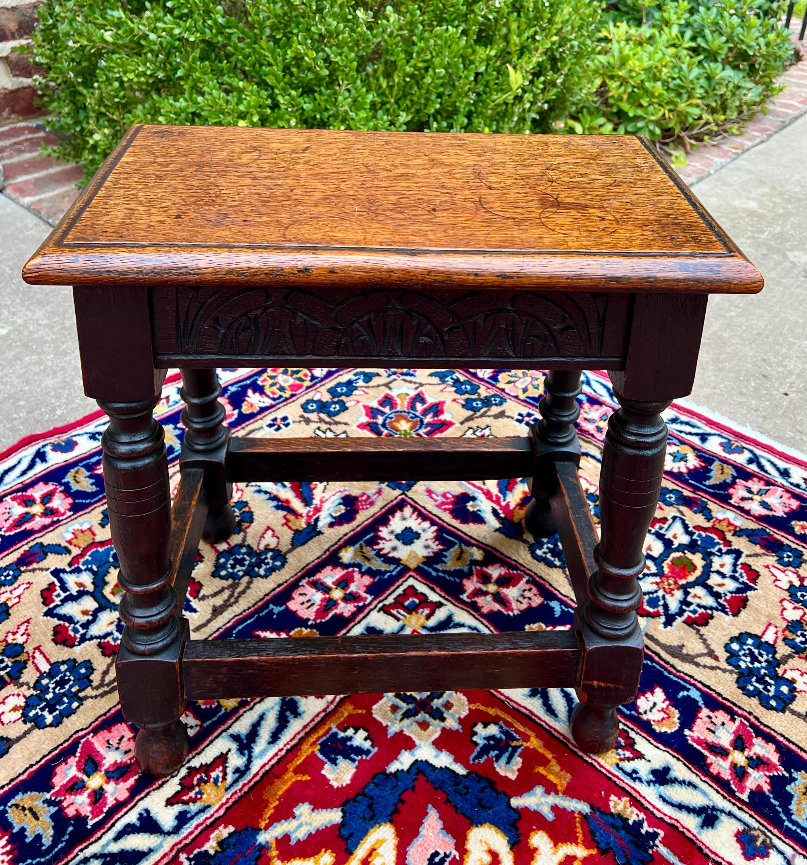 Antico sgabello inglese Stool Bench Stool Joint Stool Gamba tornita intagliata Oak c.C. 1900 in vendita 6