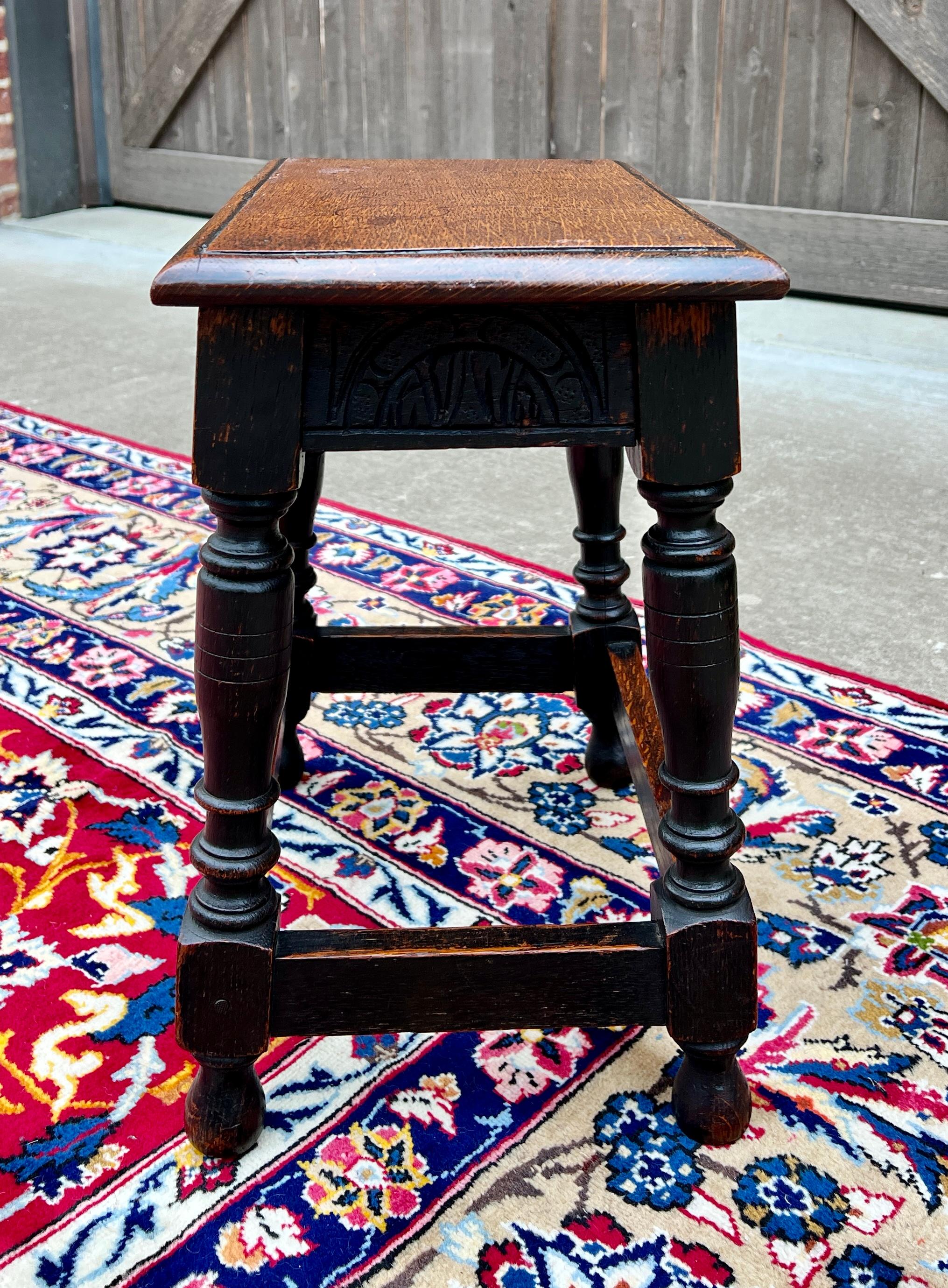 Inizio XX secolo Antico sgabello inglese Stool Bench Stool Joint Stool Gamba tornita intagliata Oak c.C. 1900 in vendita