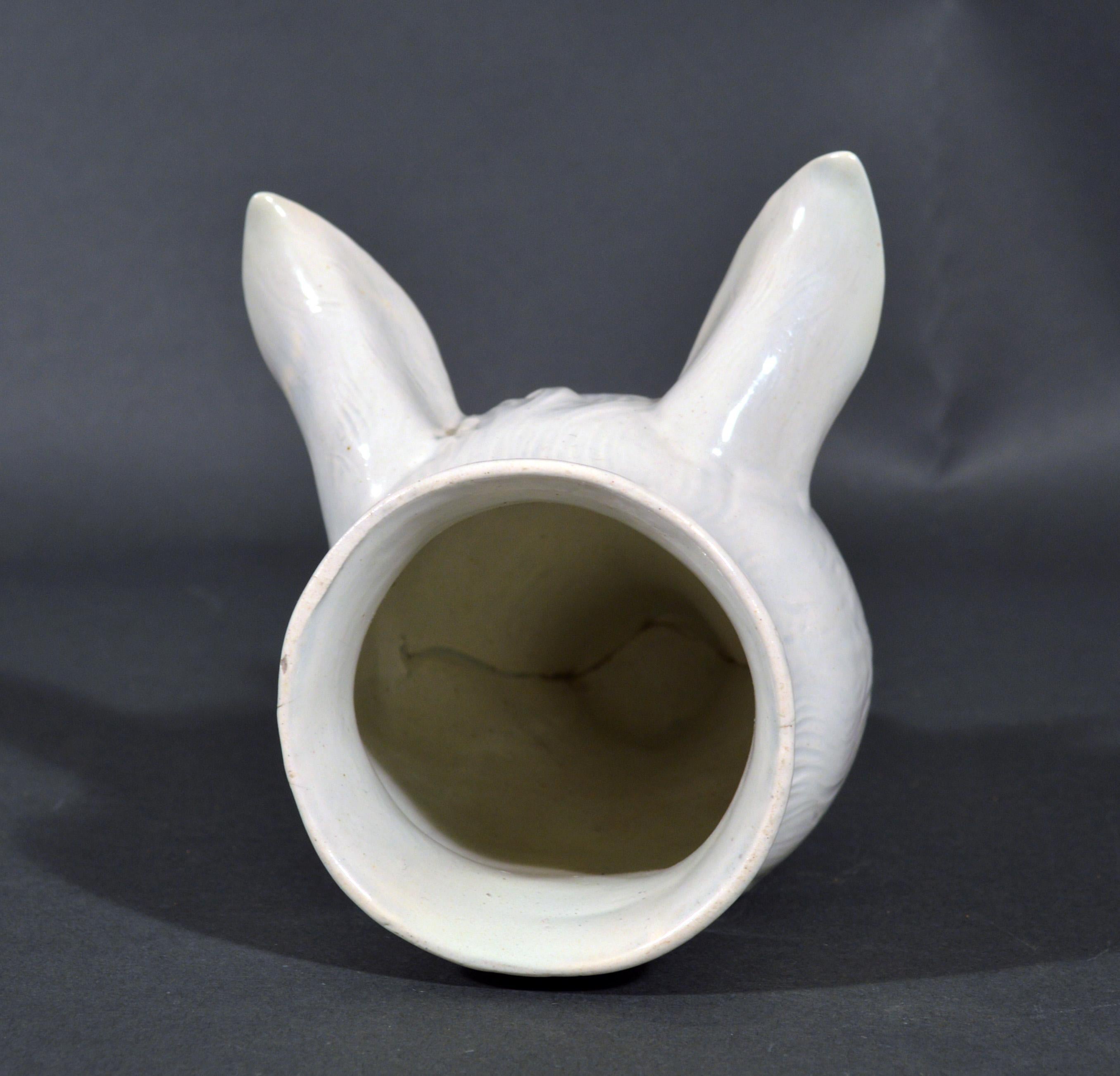 Antique English Fox-Head Pearlware Large Pottery Stirrup Cup, circa 1820-1830 In Good Condition In Downingtown, PA