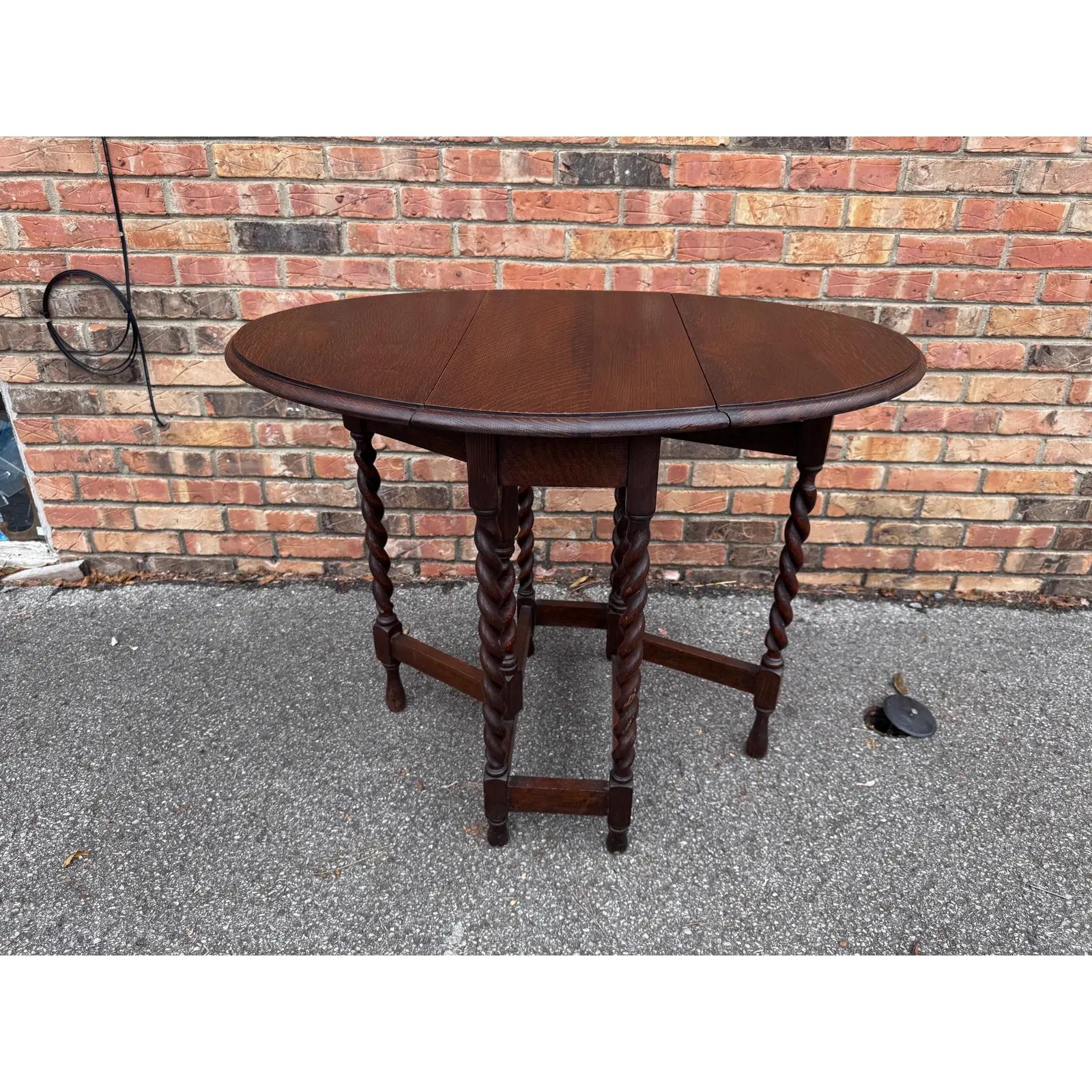 Table à pattes de porte anglaise ancienne Bon état - En vente à Nashville, TN