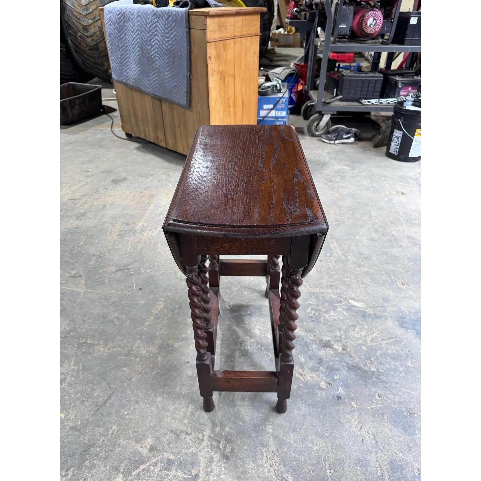 XIX secolo Tavolo antico con gamba a cancello inglese in vendita