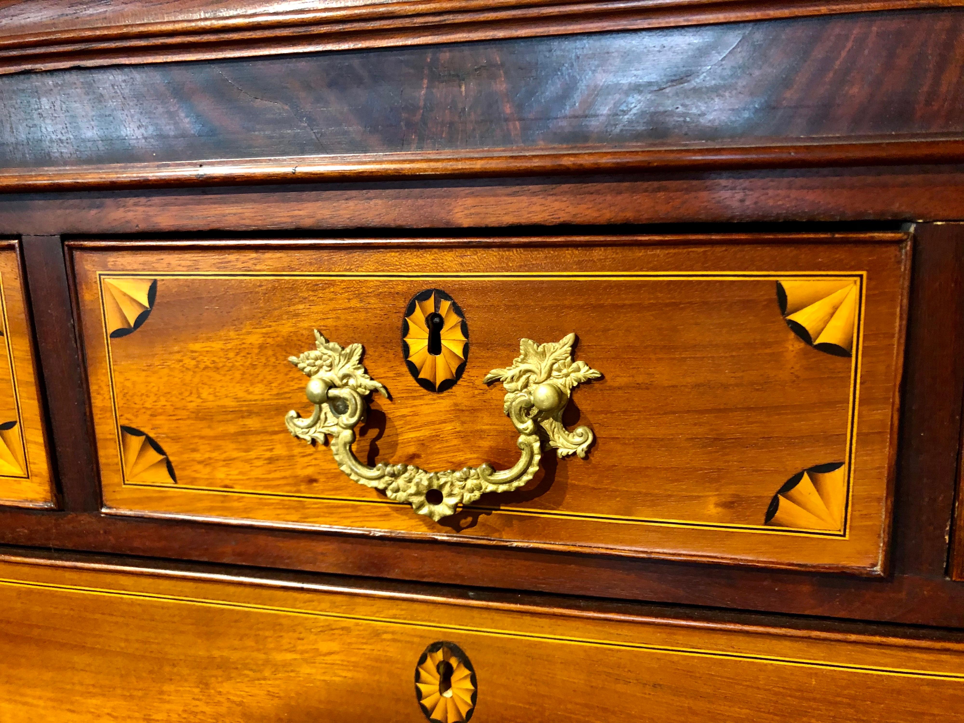 19th Century Antique English Geo. III Inlaid Figured Mahogany Chippendale Chest on Chest For Sale