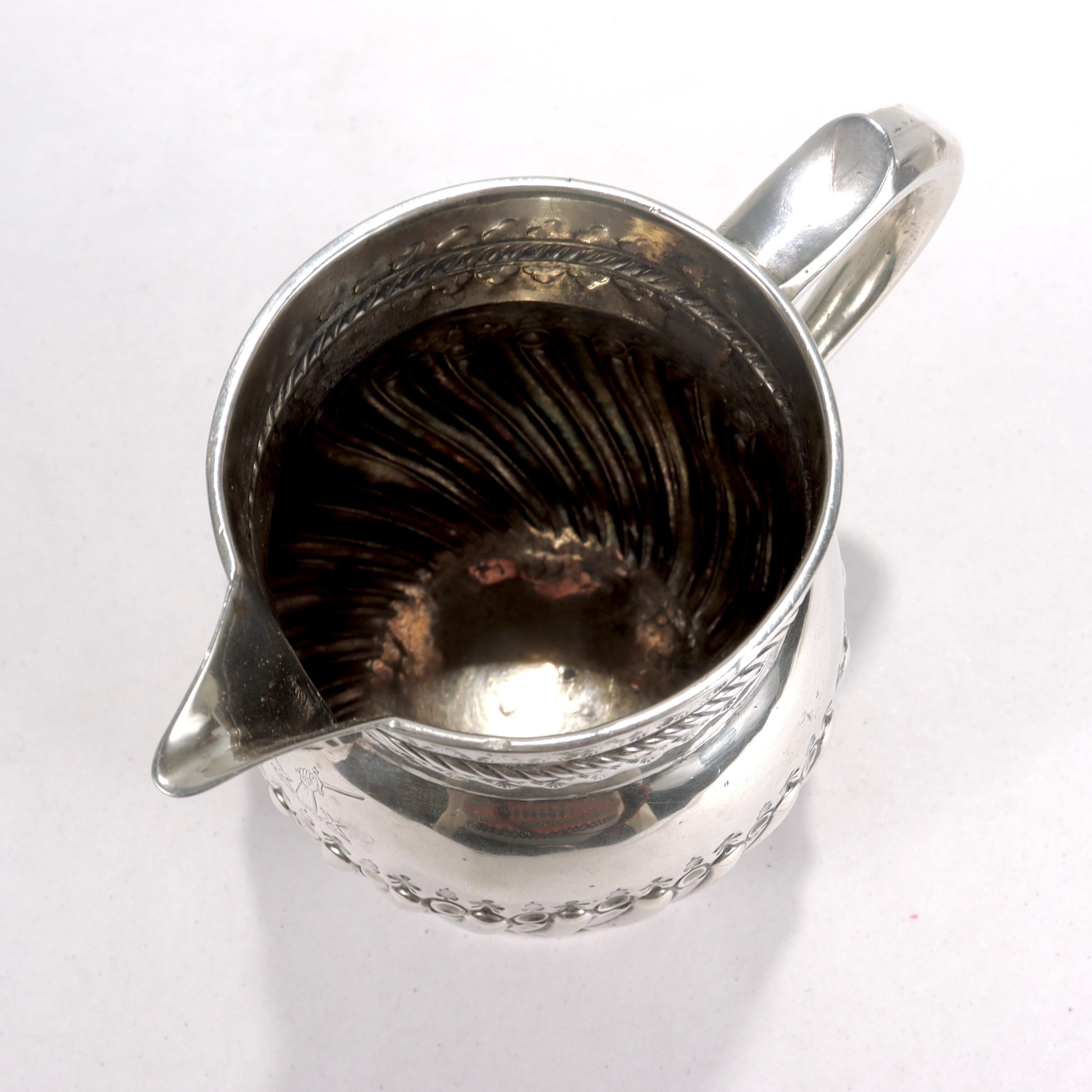 Antiker englischer Milchkrug aus Britannia-Silber von N. Gulliver, George II., 1723 im Angebot 7