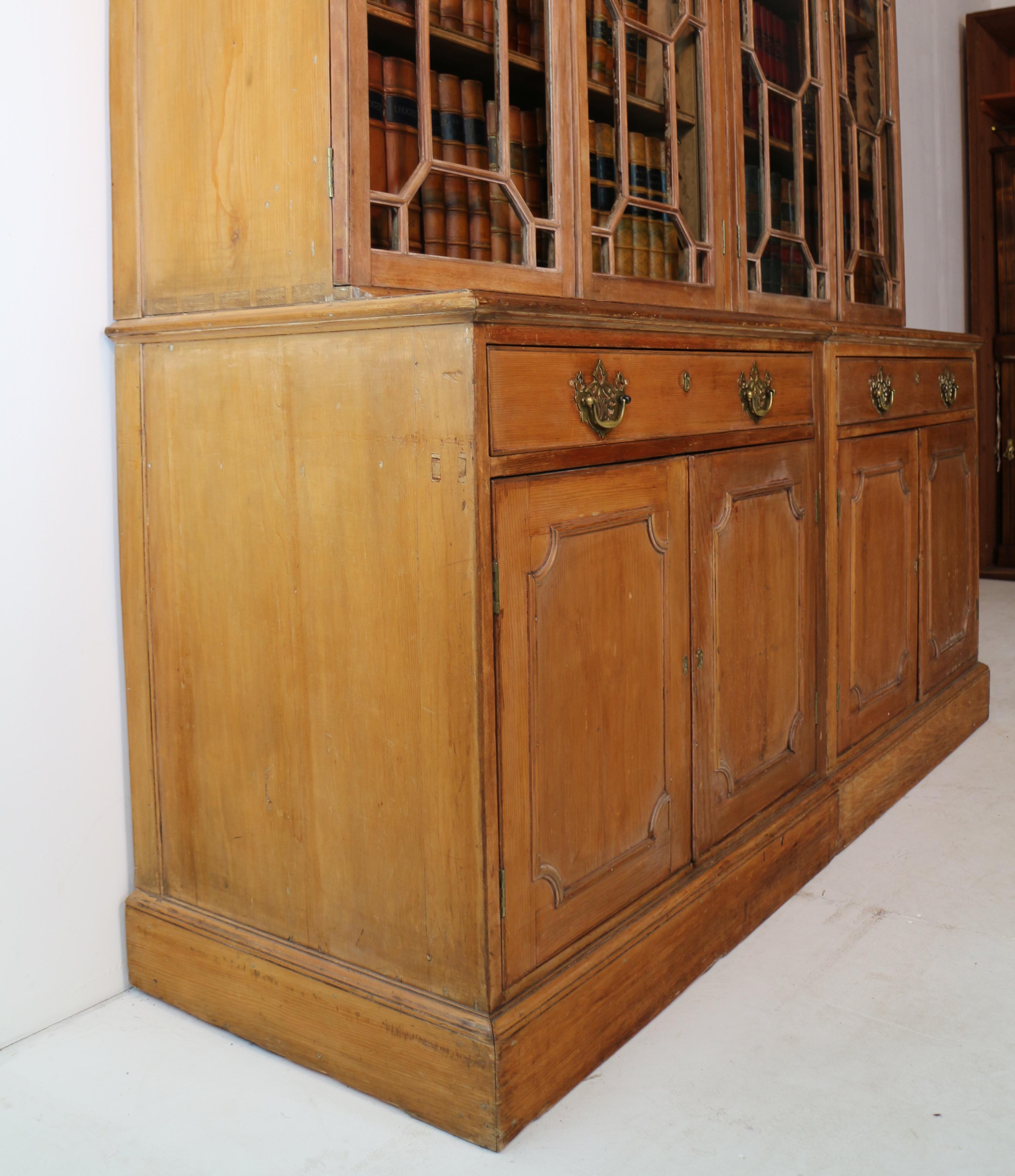 Antique English George III Chippendale Period Pine Country House Double Bookcase For Sale 14