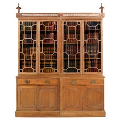 Antikes englisches Doppel-Bücherregal aus Kiefernholz aus der Chippendale-Periode, George III.-Periode