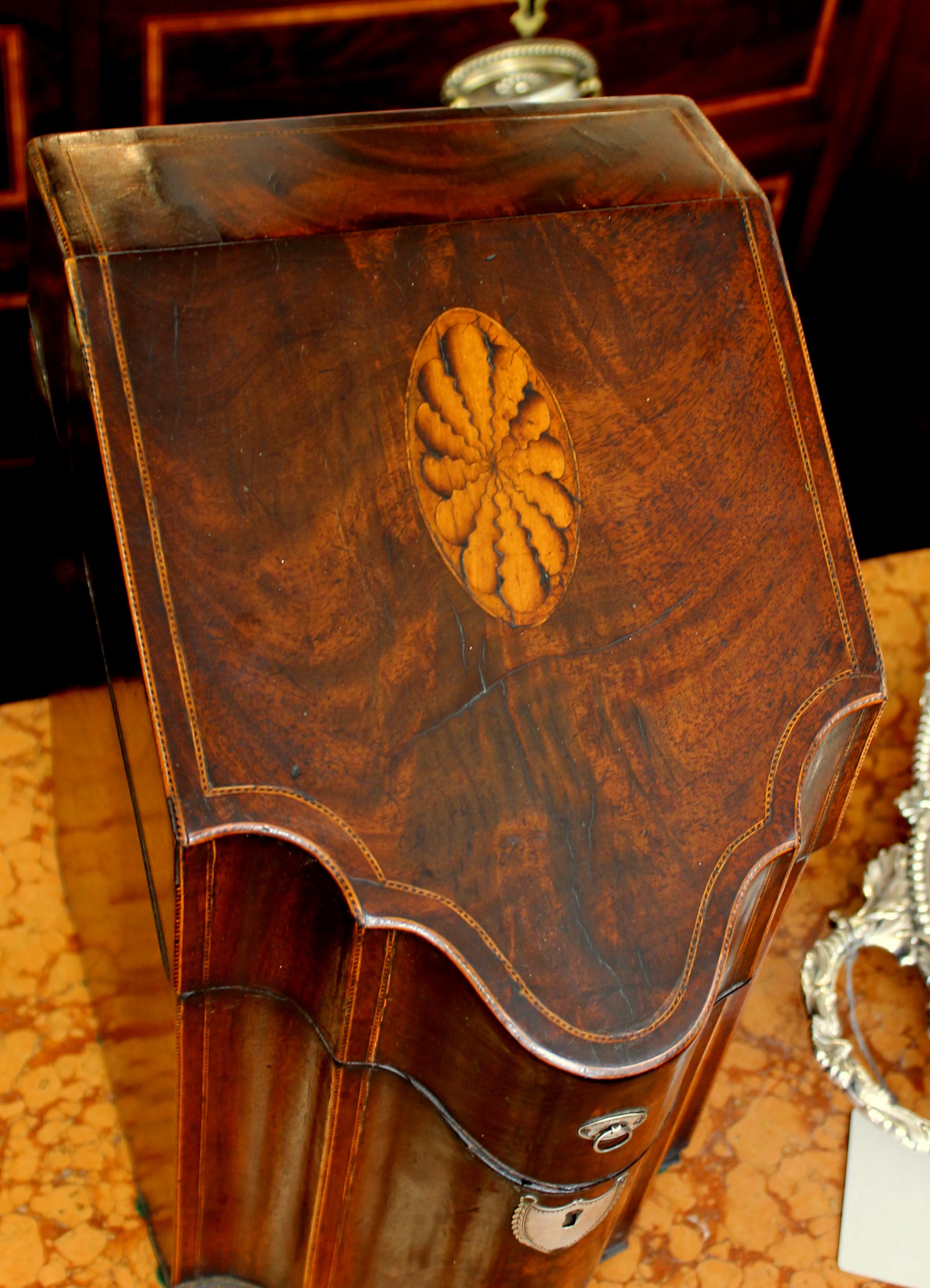 Antique English George III Inlaid Flame Mahogany Serpentine Knife/Stationery Box 6