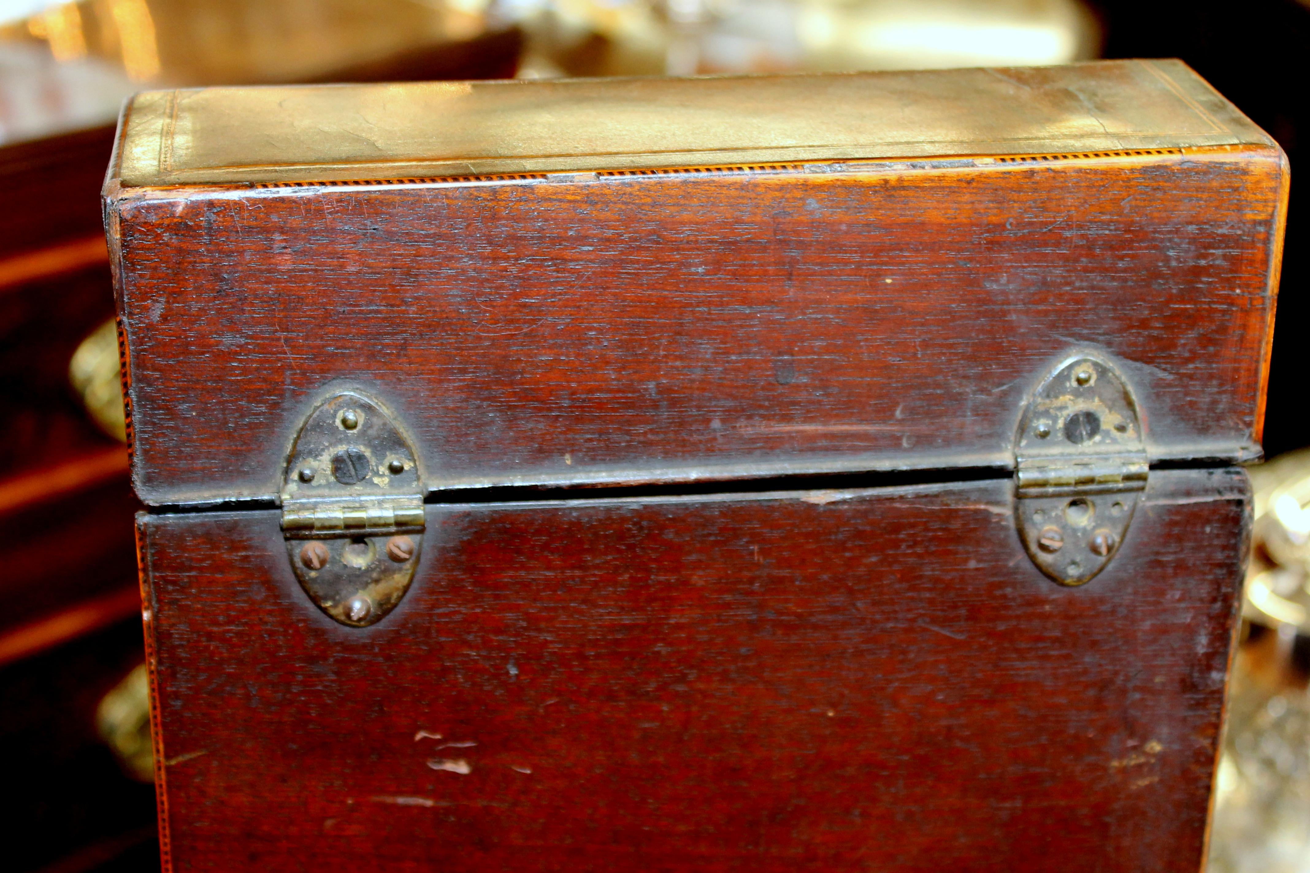 Antique English George III Inlaid Flame Mahogany Serpentine Knife/Stationery Box 7