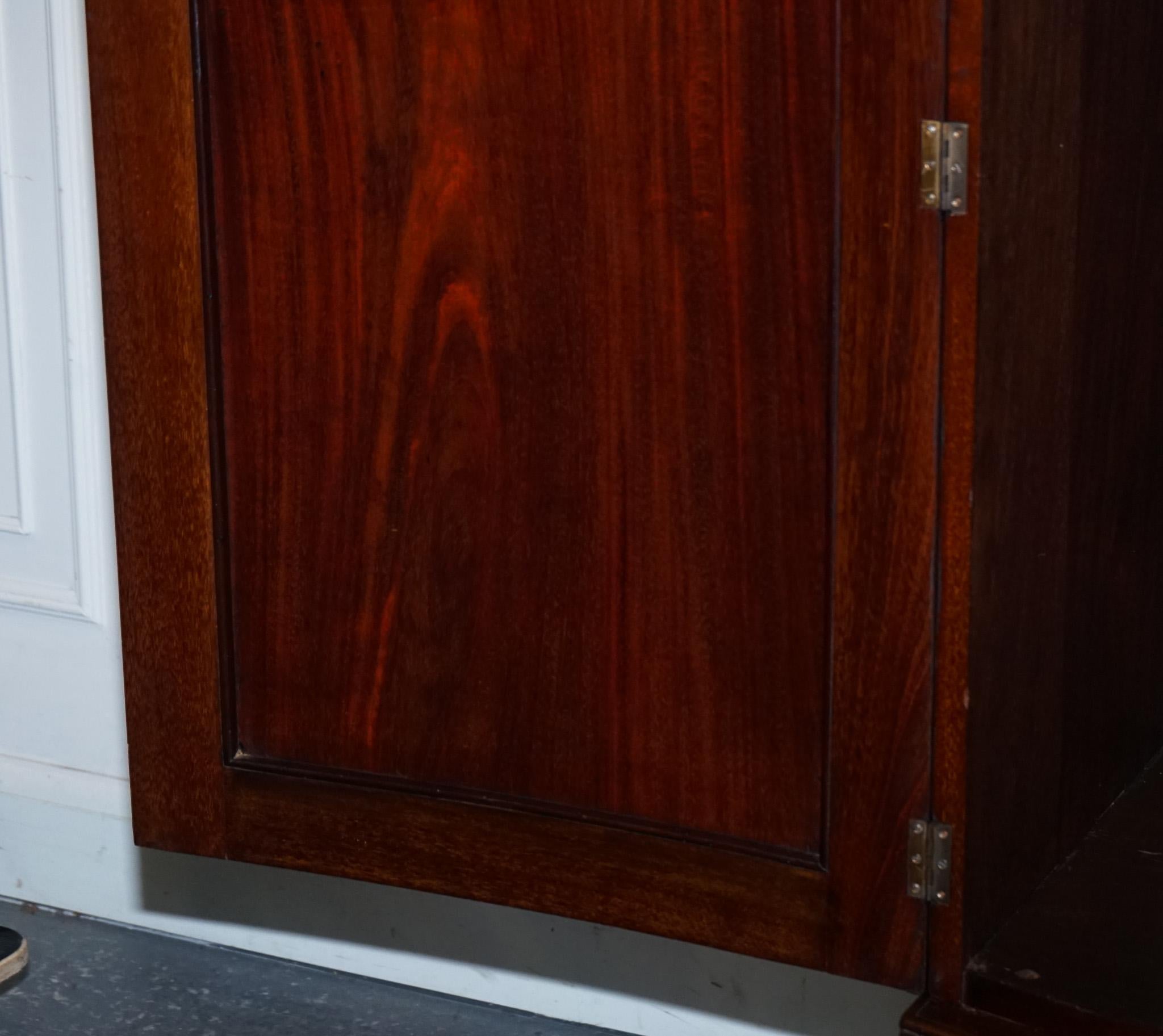 ANTIQUE ENGLISH GEORGE III LiNEN PRESS CONVERTED TO WARDROBE im Angebot 9