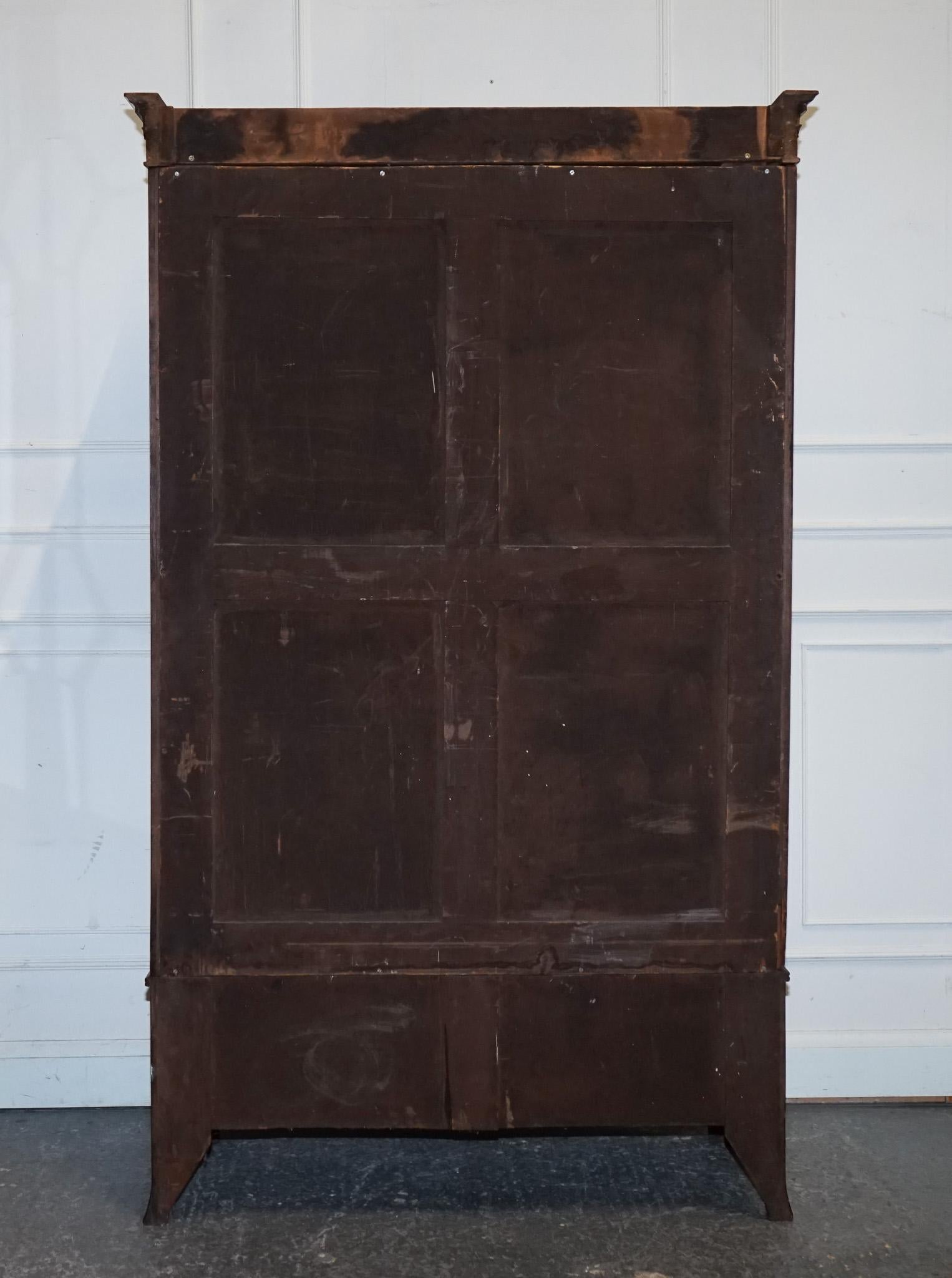 ANTIQUE ENGLISH GEORGE III LiNEN PRESS CONVERTED TO WARDROBE im Angebot 12