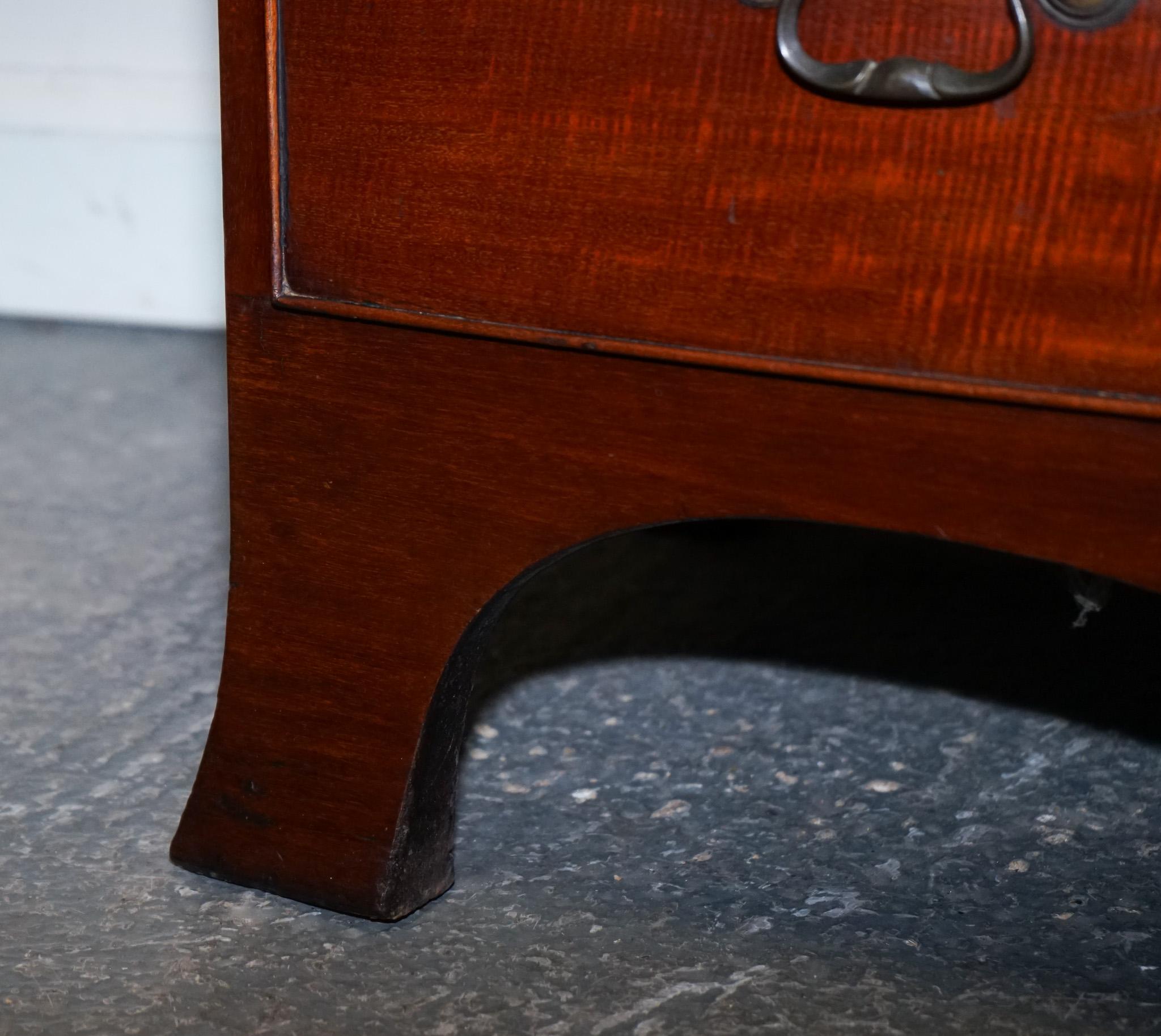 ANTIQUE ENGLISH GEORGE III LiNEN PRESS CONVERTED TO WARDROBE im Angebot 2