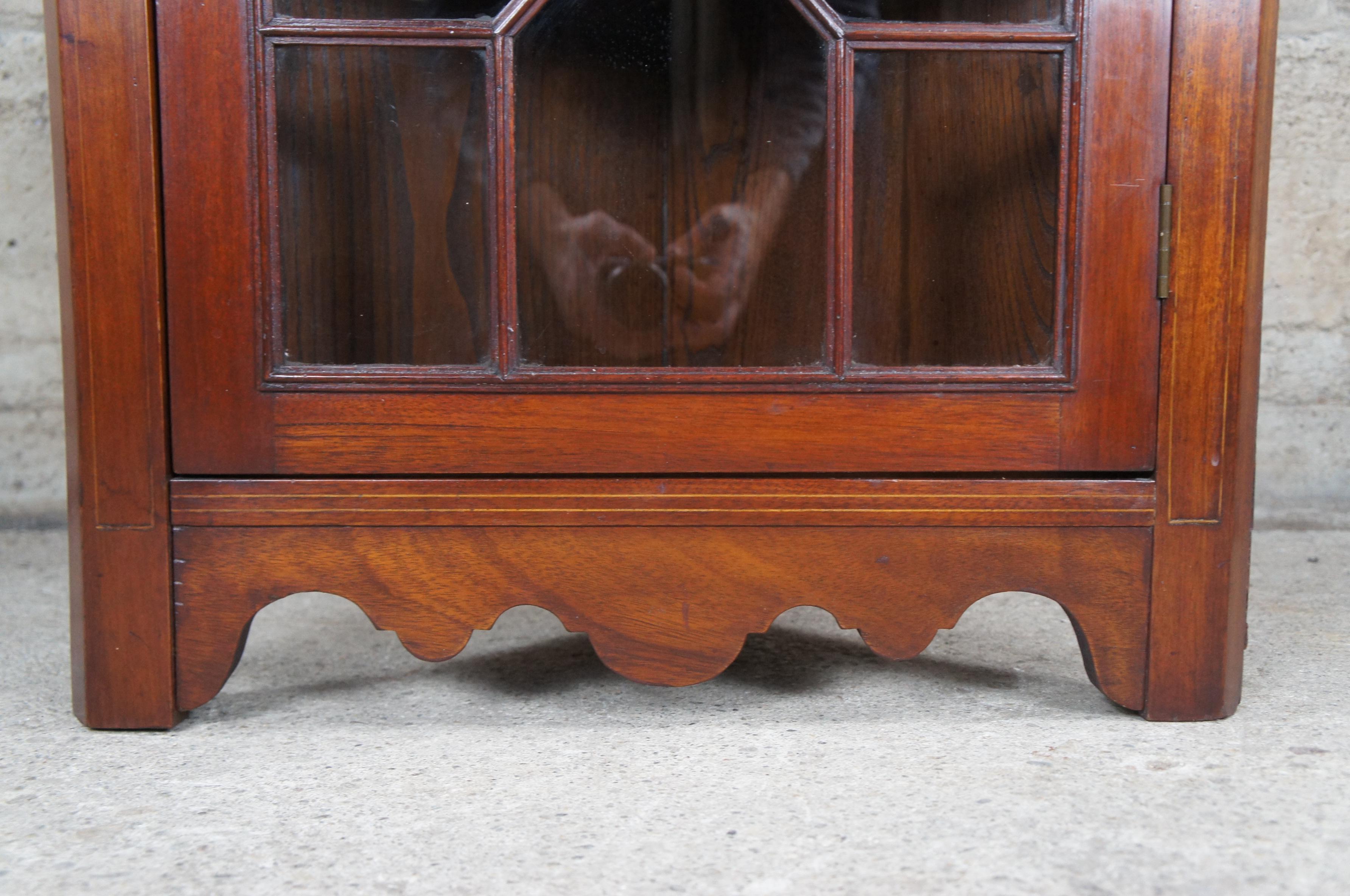 Antique English George III Mahogany Inlaid Wall Hanging Corner Cabinet Cupboard For Sale 2