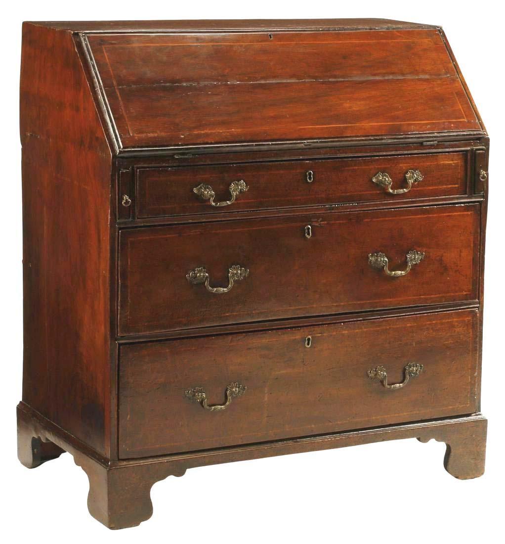 Laiton Antiquité anglaise George III Mahogany Slant-Front Secretary Desk en vente