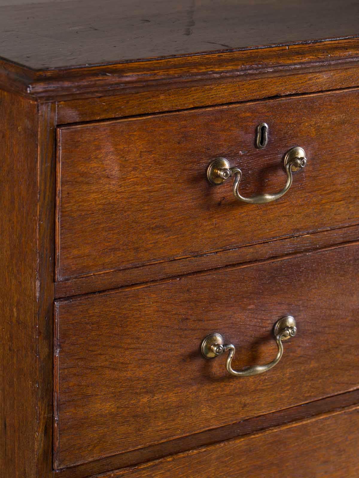 Brass Antique English George III Oak Chest of Drawers, England, circa 1830