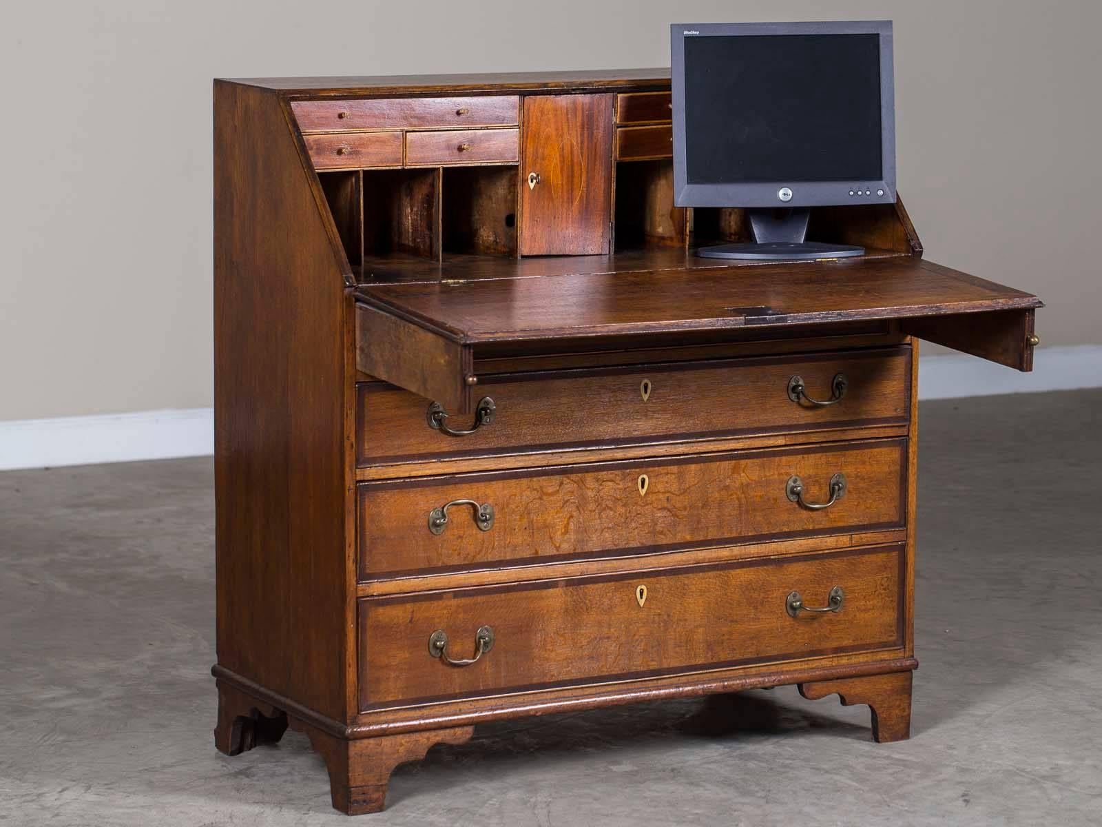 Antique English George III Oak Drop Front Secretary Bureau Chest Desk In Excellent Condition In Houston, TX