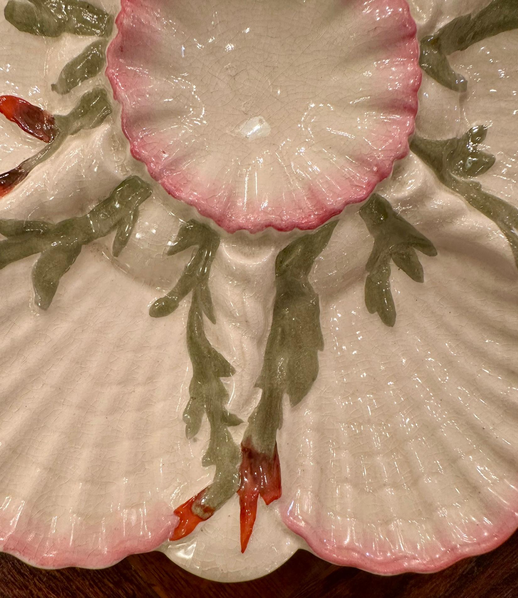 Antiguo plato de ostras inglés de porcelana mayólica George Jones, circa 1870. en Bueno estado para la venta en New Orleans, LA