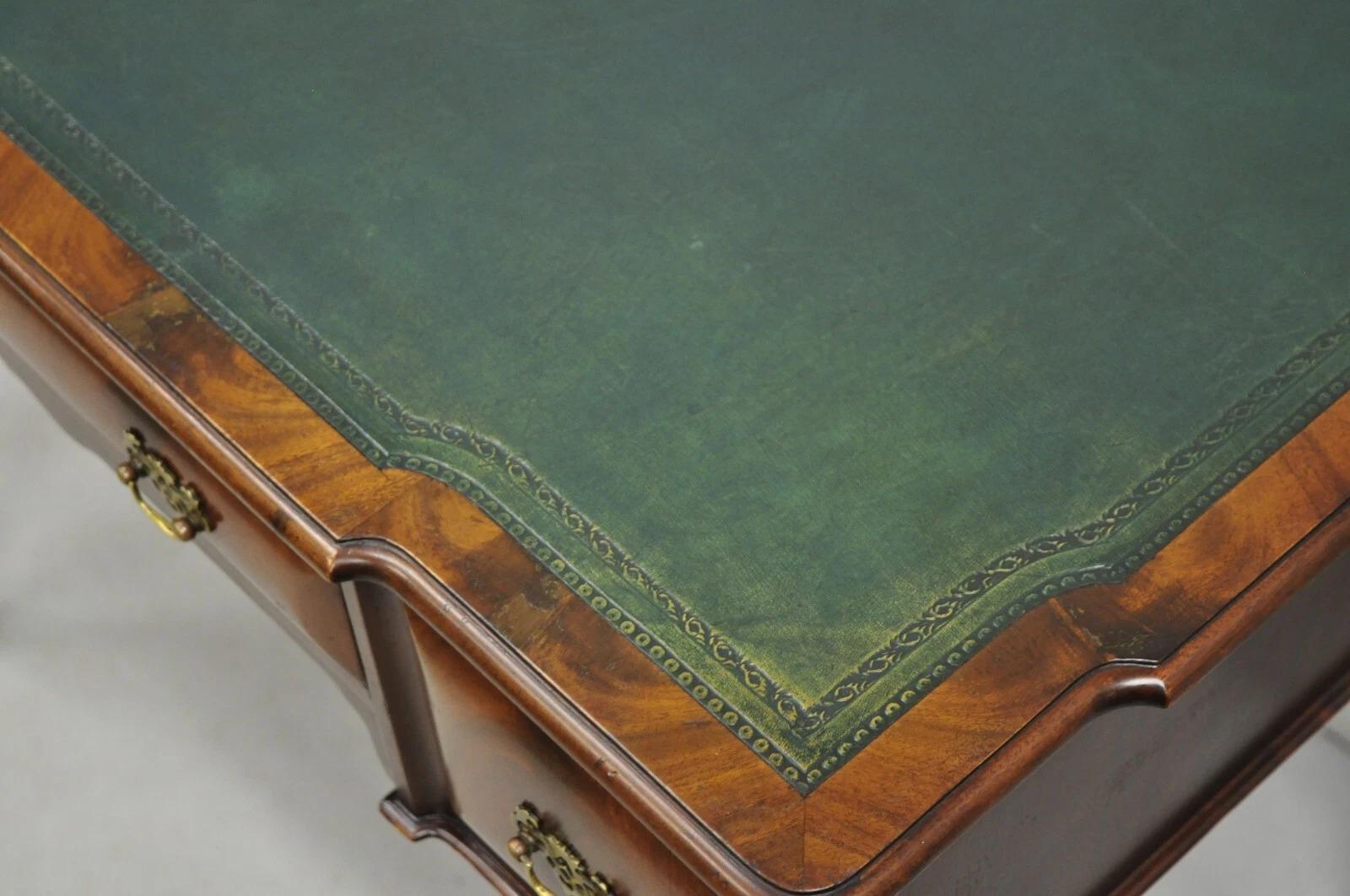Antique English Georgian Crotch Mahogany Green Leather Top Small Writing Desk For Sale 4