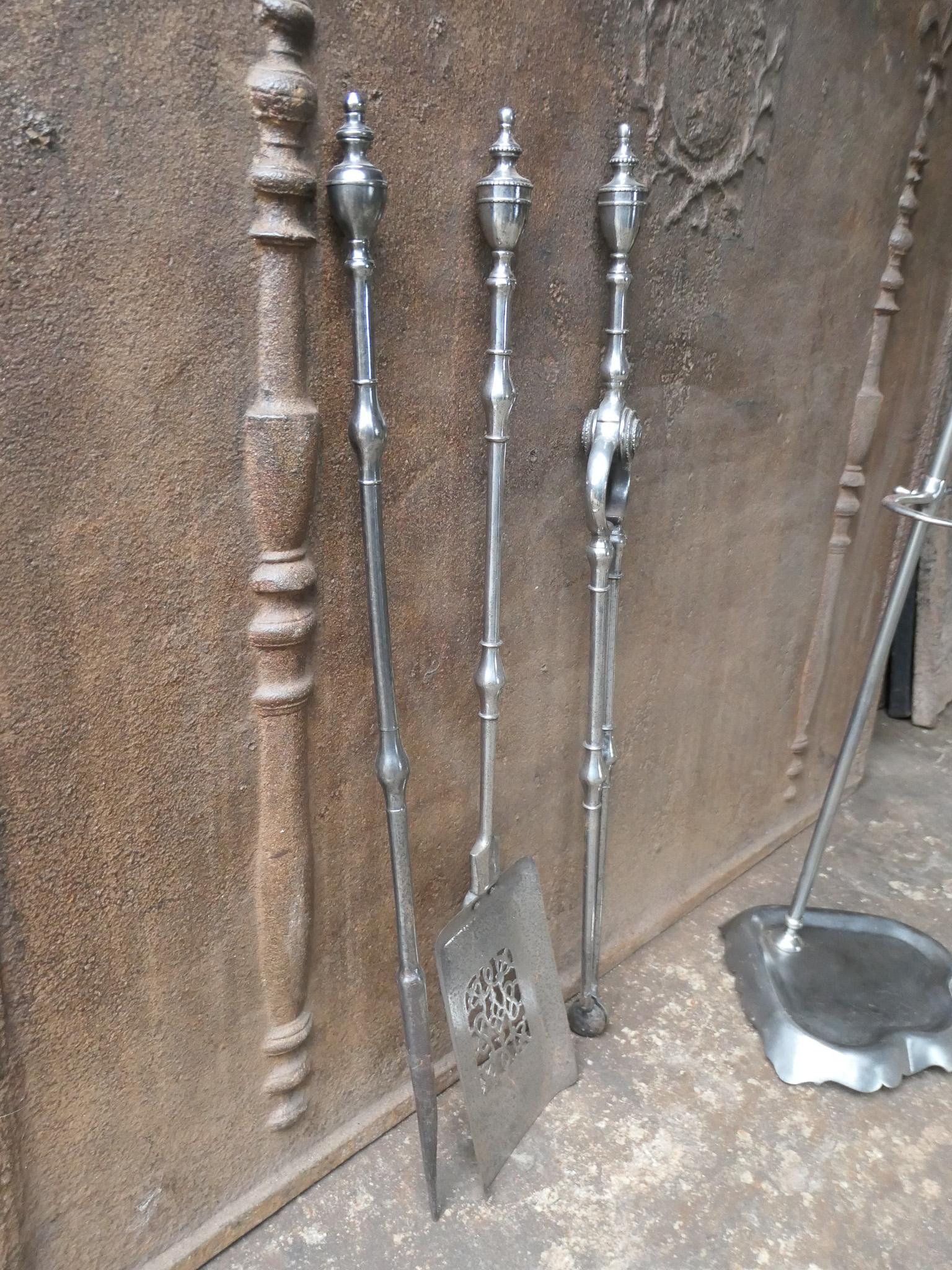 Outils ou outils de cheminée géorgiens anglais anciens, 18e - 19e siècle en vente 4