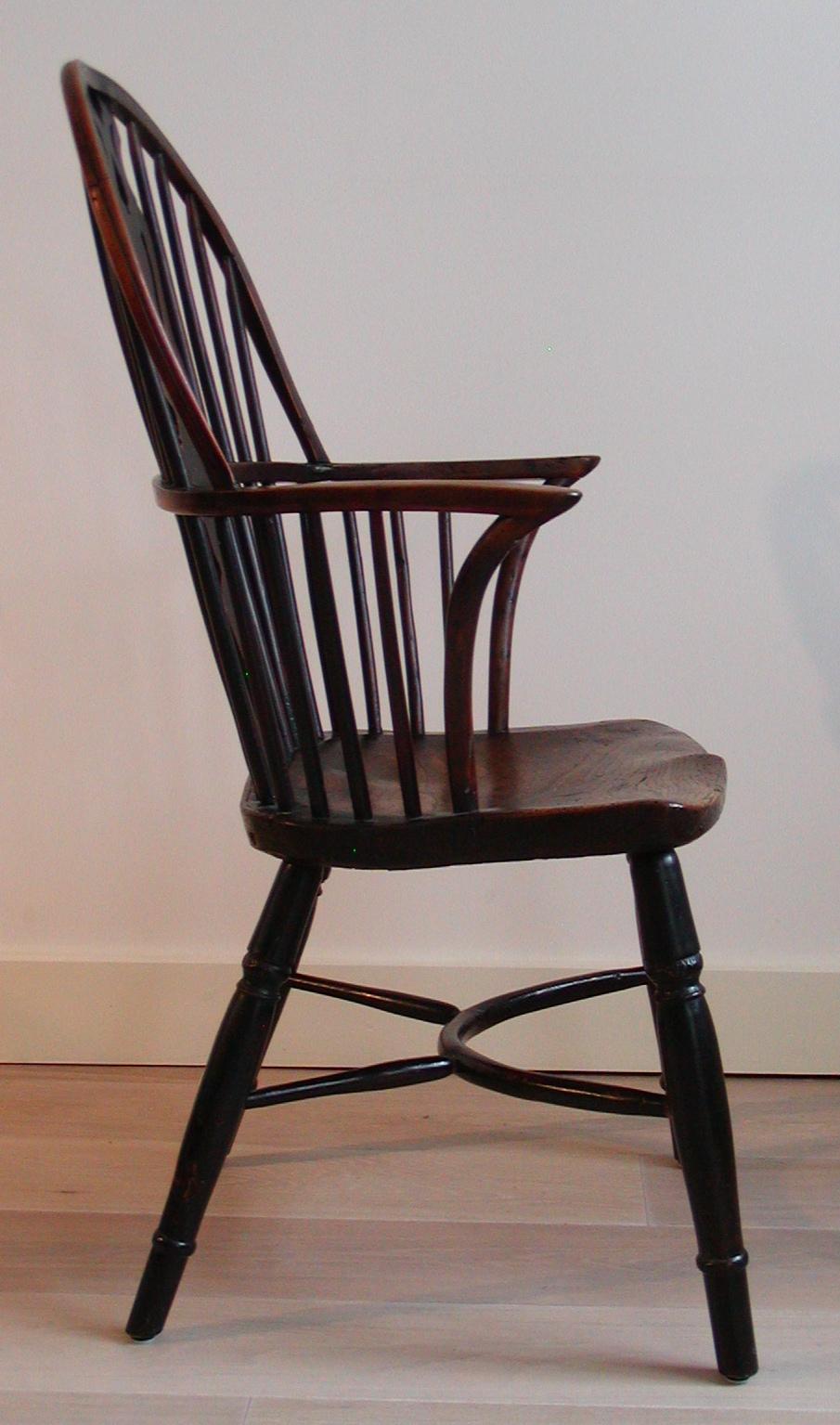 Antiker englischer georgianischer High Windsor-Sessel im Angebot 1