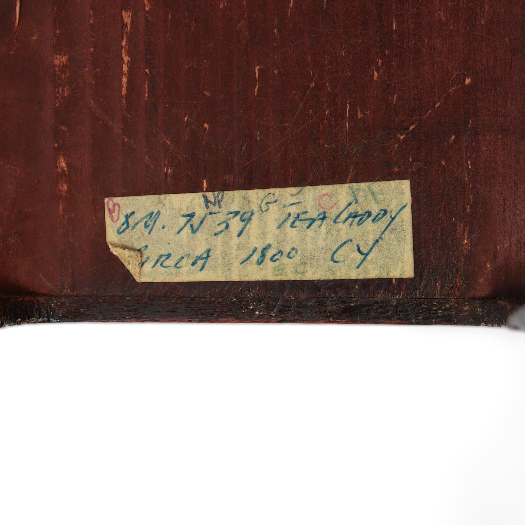 Boîte à thé antique anglaise géorgienne III en acajou en vente 6