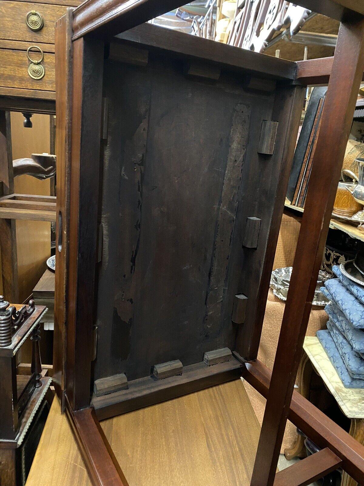 Antique English Georgian Mahogany Butler's Style Coffee Table with Dovetail For Sale 3