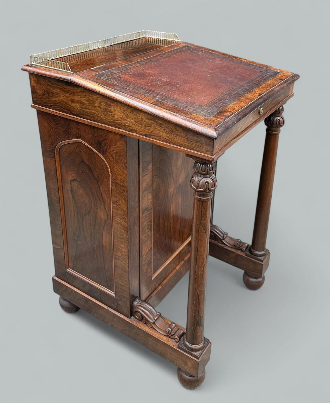 Lucidato Antique English Regency Mahogany Davenport Writing Desk Occasional Side Table in vendita