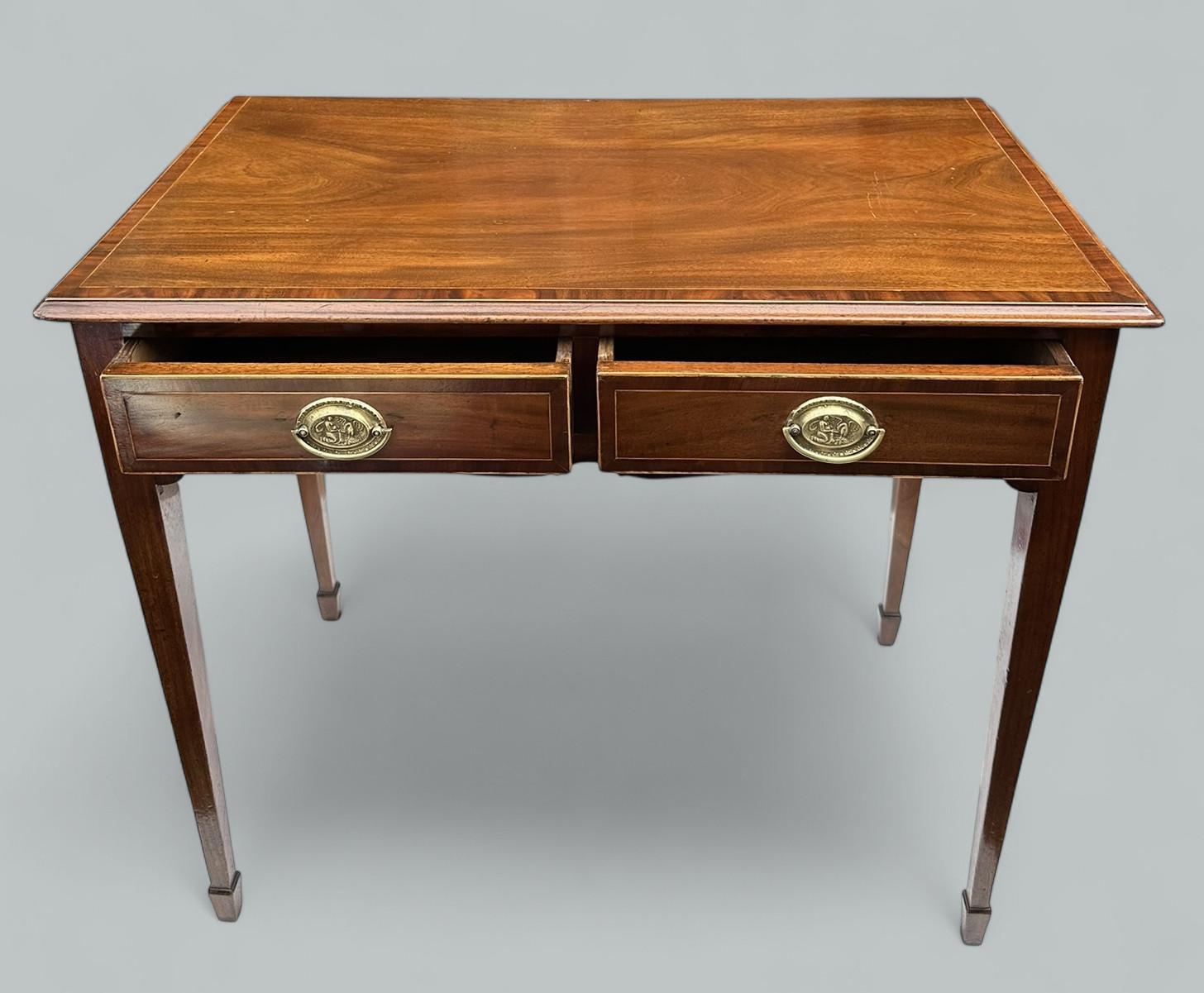 19th Century Antique English Georgian Mahogany Lady's Writing Desk Occasional Side Table 19Ct For Sale