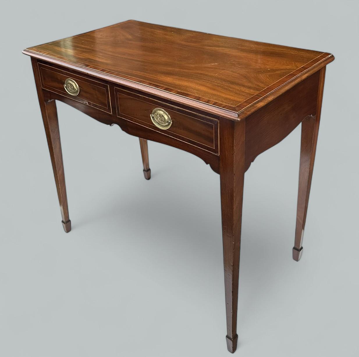Antique English Georgian Mahogany Lady's Writing Desk Occasional Side Table 19Ct For Sale 2