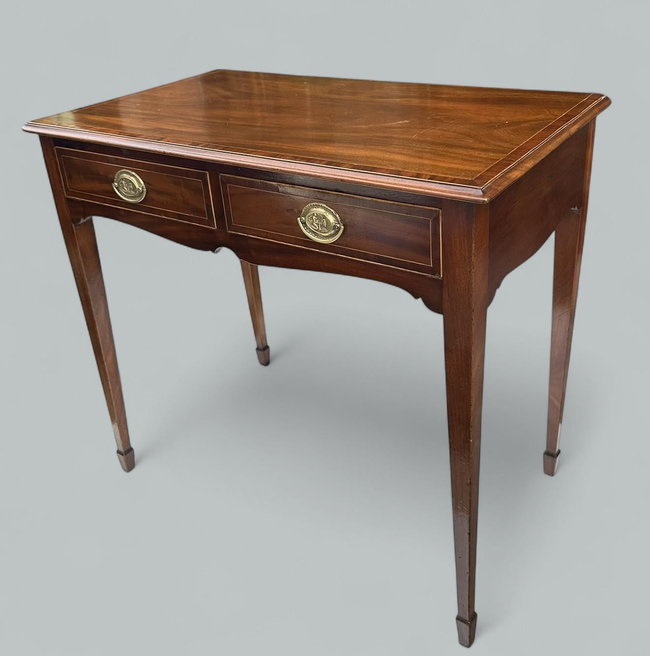 Antique English Georgian Mahogany Lady's Writing Desk Occasional Side Table 19Ct For Sale 3