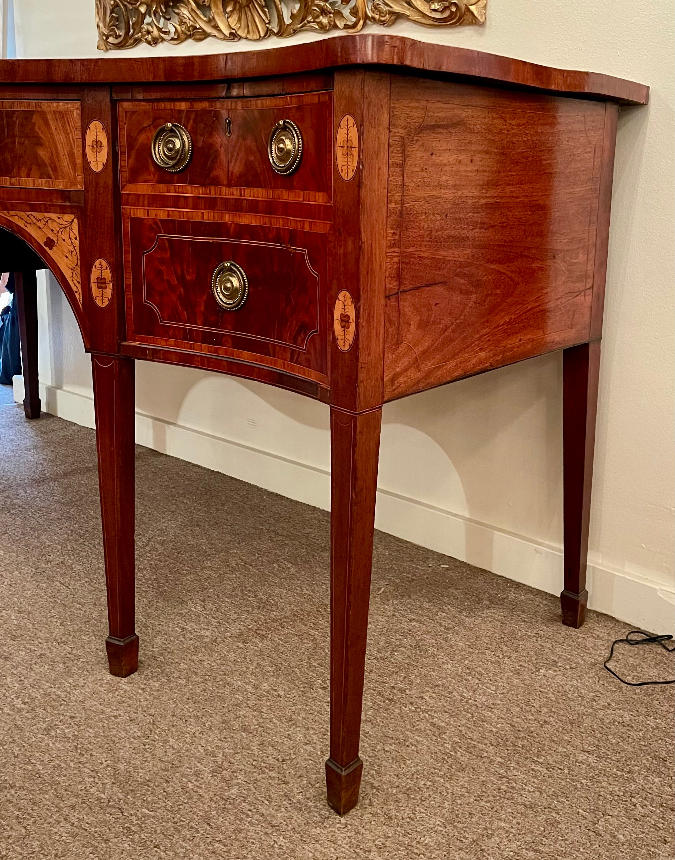 Antique English Georgian Mahogany Sideboard with Inlay, Circa 1800. For Sale 1
