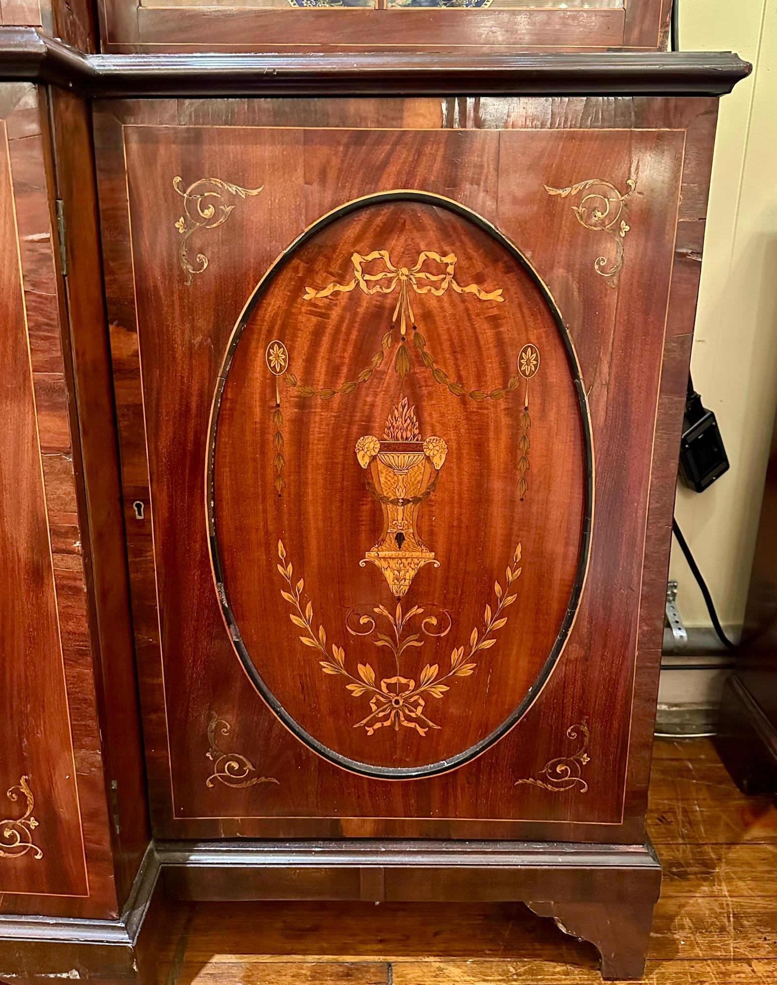 Antique English Georgian Mahogany with Inlay Breakfront Bookcase Circa 1800-1820 For Sale 5