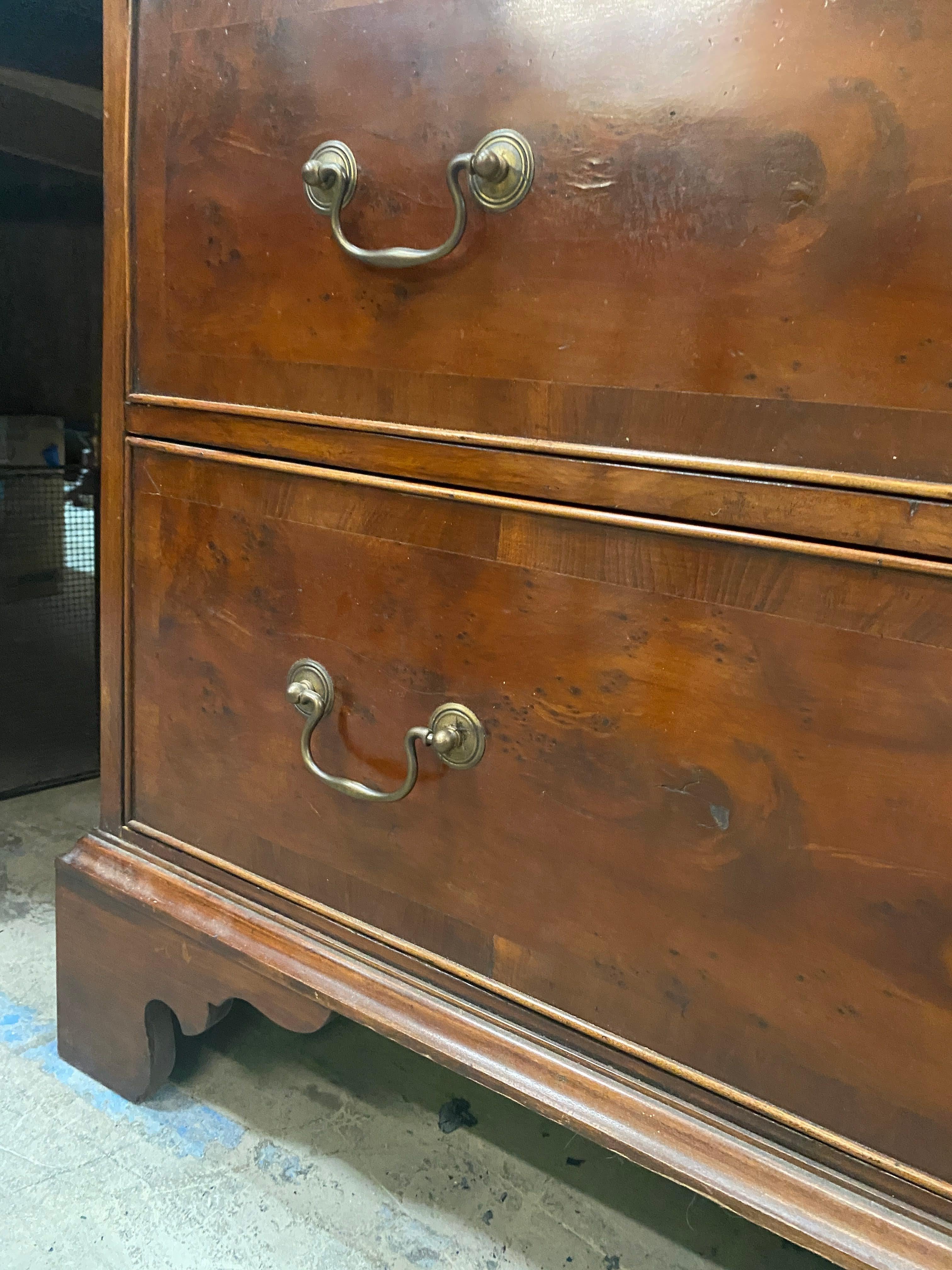 Antique English Georgian Period Mahogany Chest on Chest For Sale 8