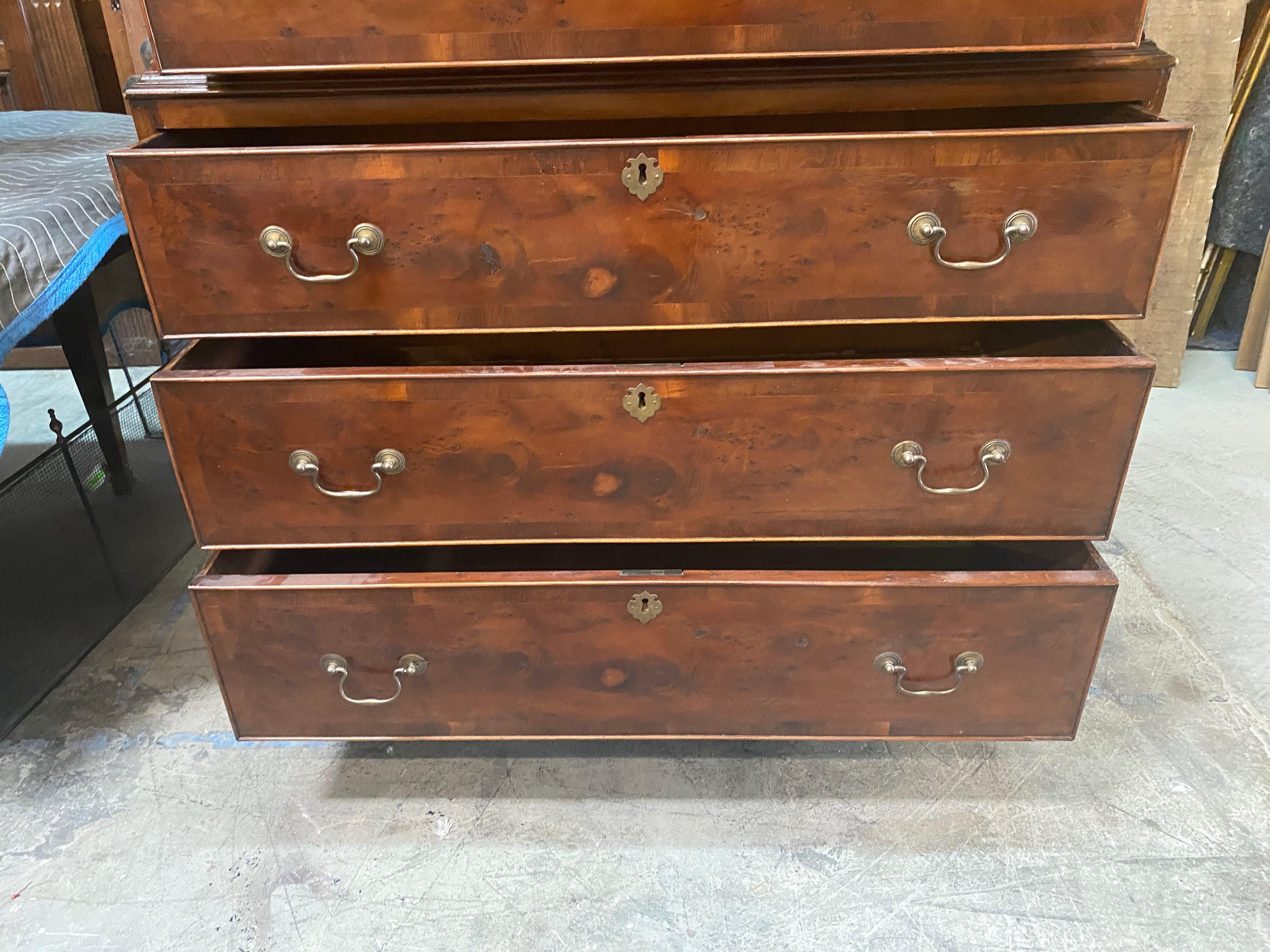 Antique English Georgian Period Mahogany Chest on Chest For Sale 2