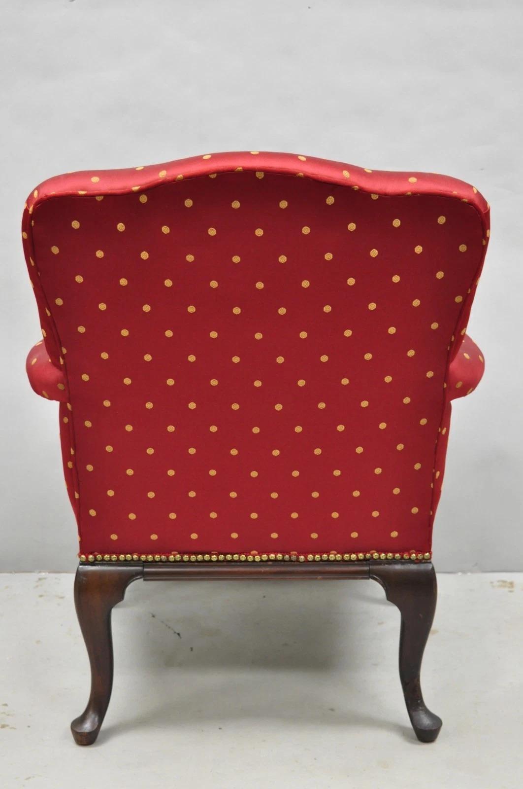 Ancien fauteuil de salon de bibliothèque en acajou rouge sculpté de style géorgien anglais en vente 1