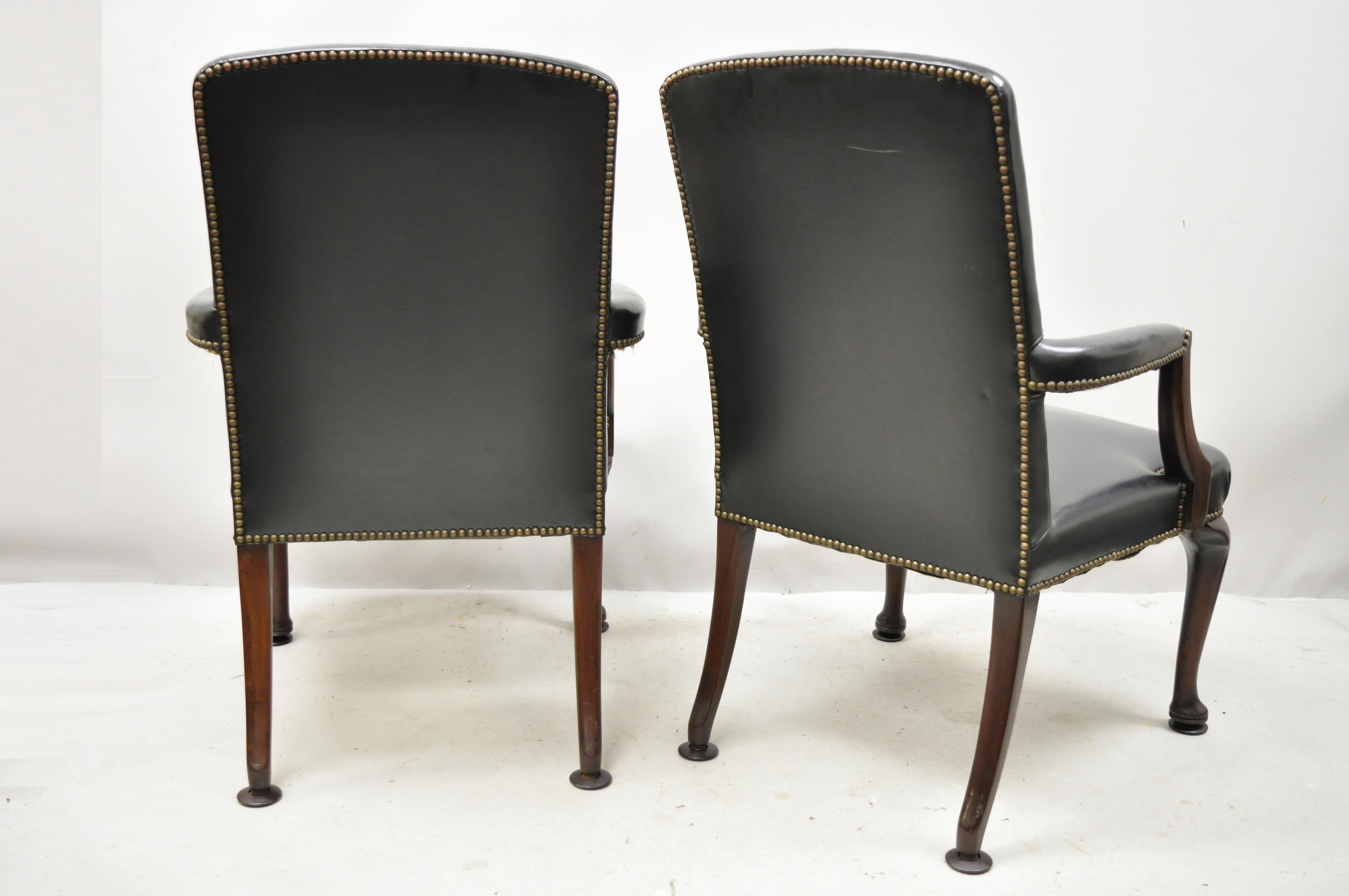 Antique English Georgian Style Dark Green Leather Library Office Chairs, a Pair For Sale 4