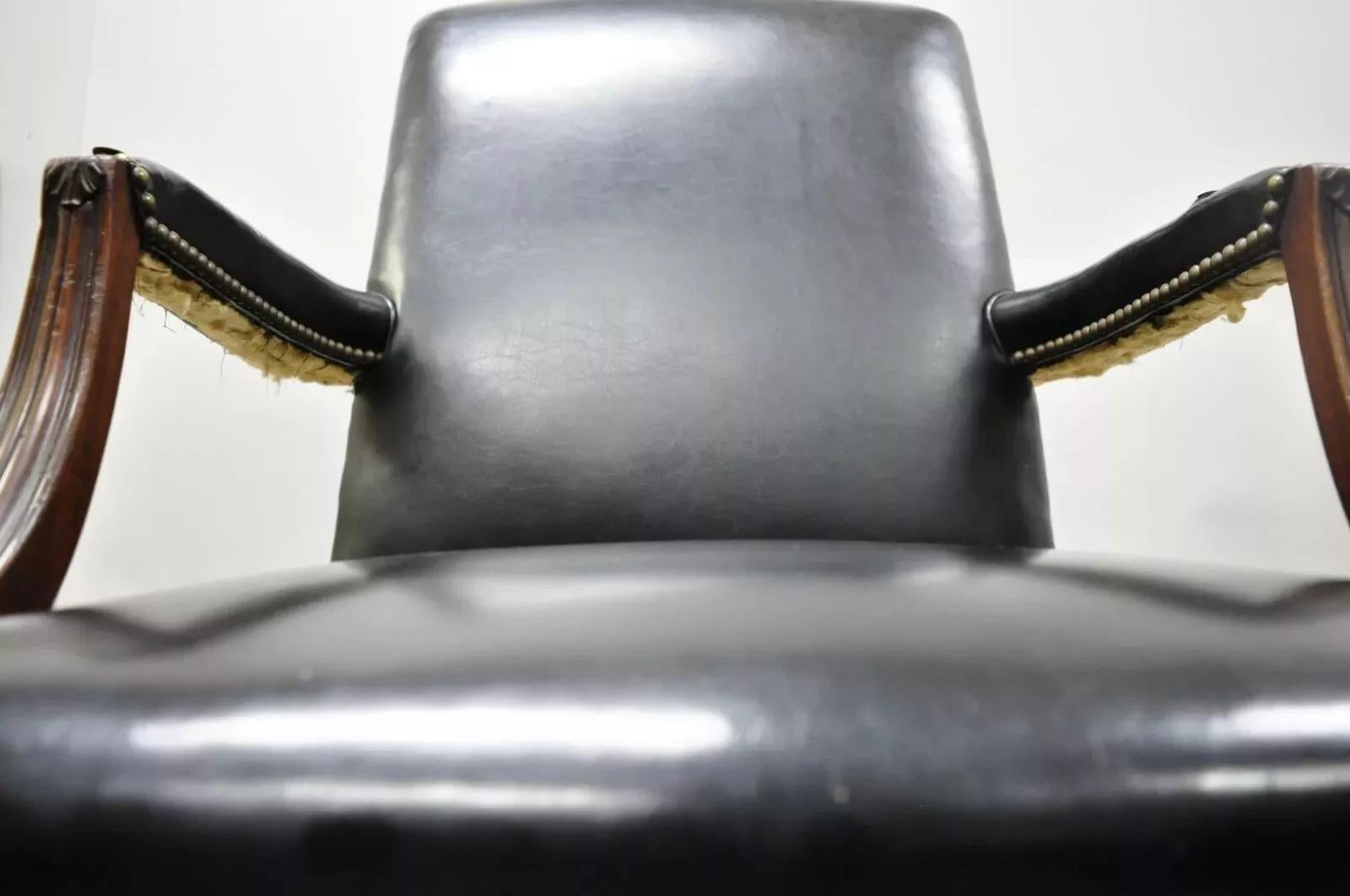Antique English Georgian Style Dark Green Leather Library Office Chairs - a Pair For Sale 2
