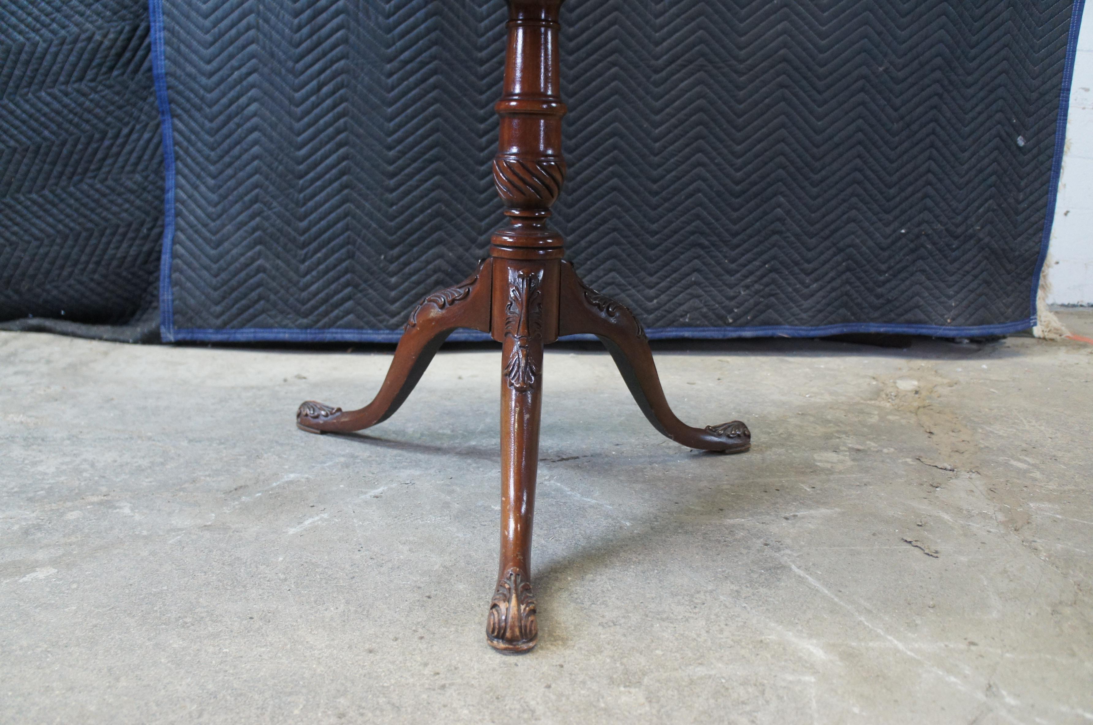 Antique English Georgian Style Mahogany Round Pedestal Drum Side Table Drawer For Sale 7