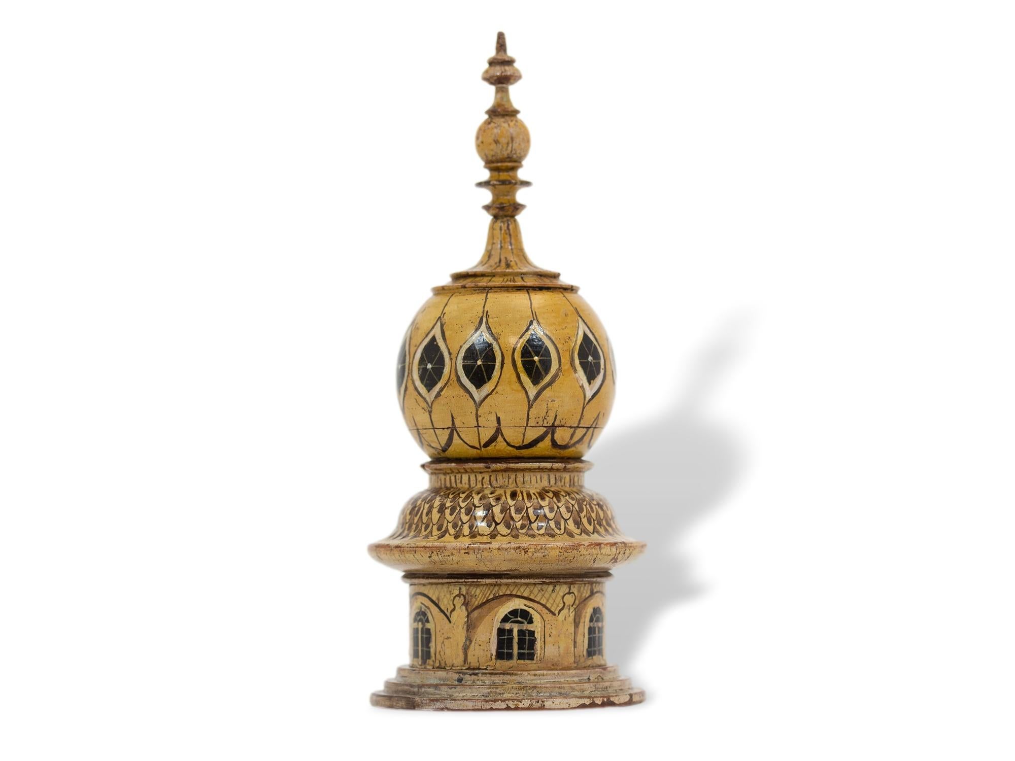 Rare Tunbridge Ware Form Sewing Compendium

From our Tunbridge Ware collection, we are delighted to offer this very rare Tunbridge Wear Sewing Compendium. The Sewing Compendium modelled as a tower from the Brighton Pavilion features the iconic
