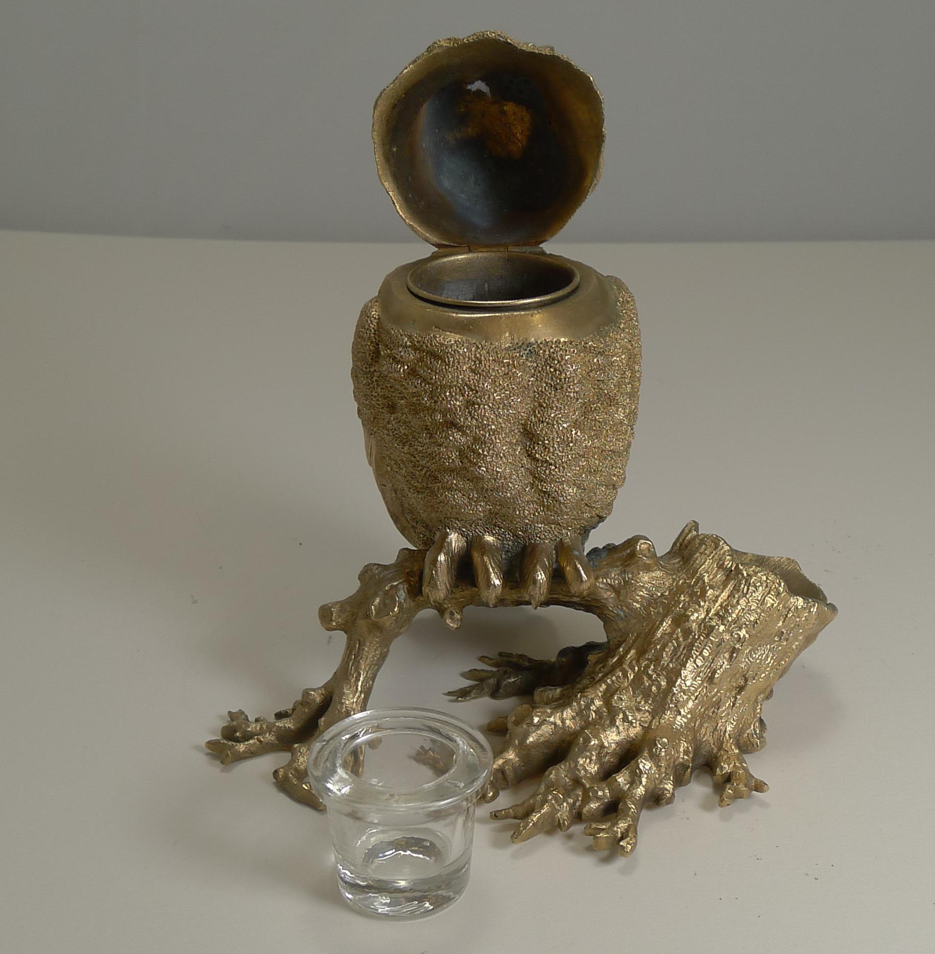 Antique English Gilded Bronze Novelty Inkwell, Owl with Glass Eyes, circa 1890 1