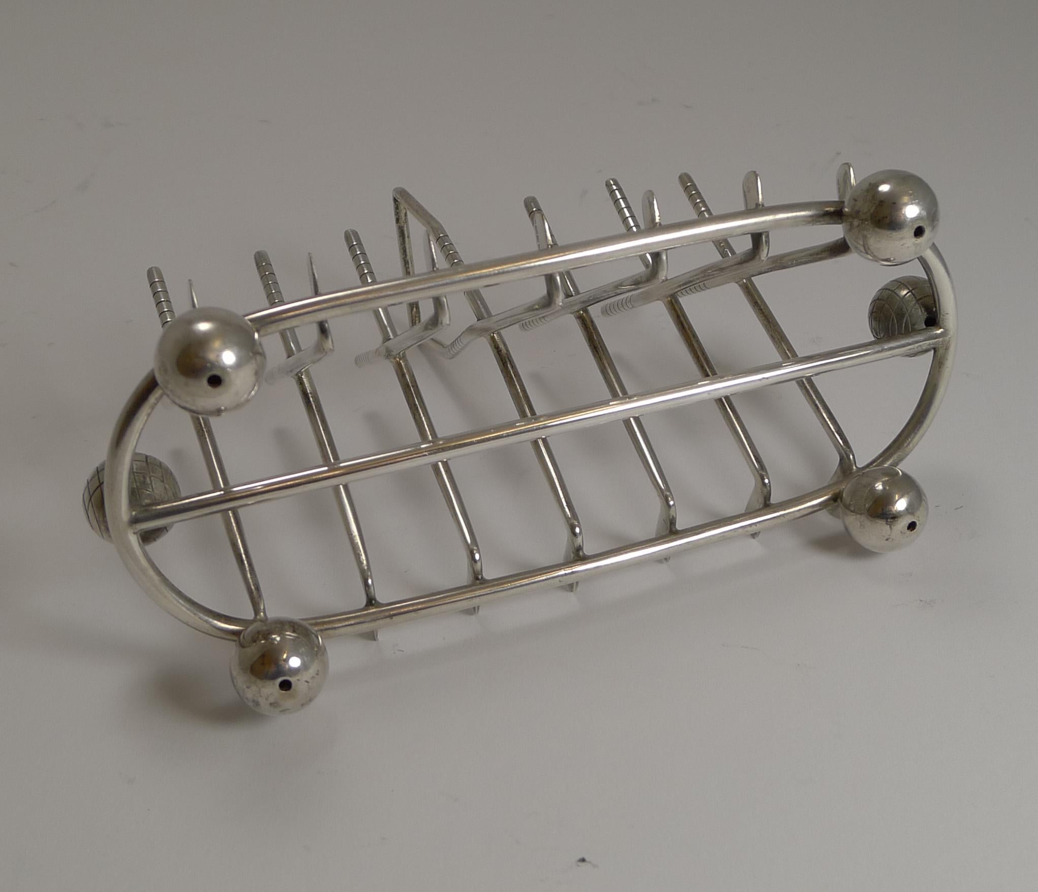 Antique English Golf Toast Rack / Letter Holder in Silver Plate In Good Condition In Bath, GB