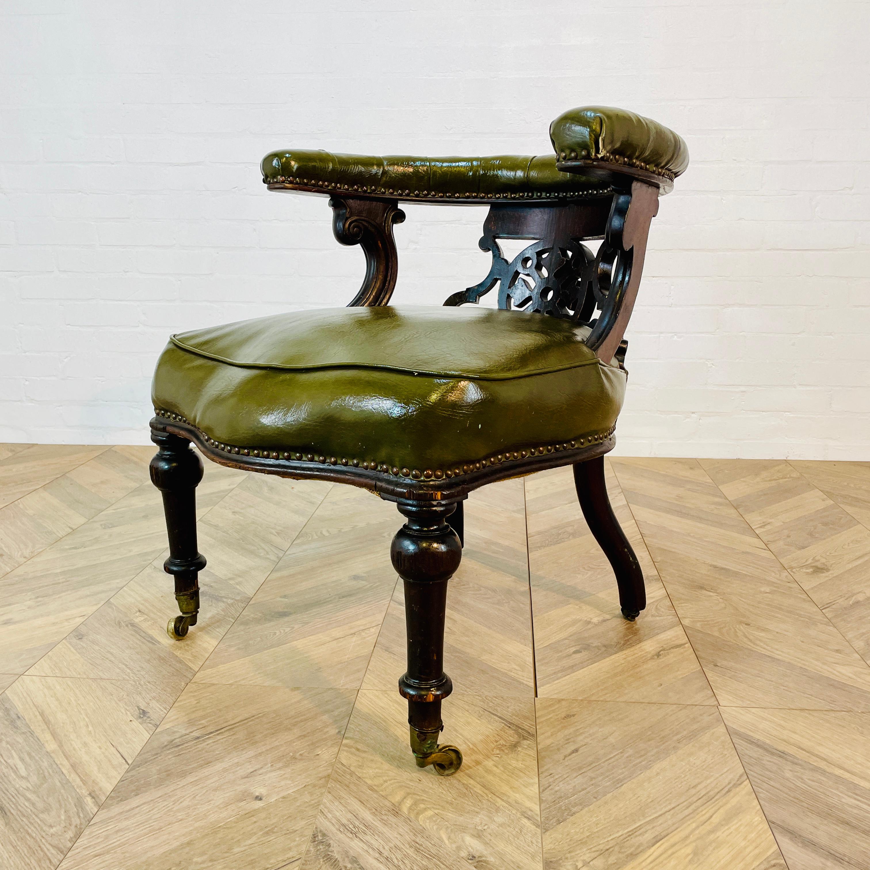 Antique English Green Leather Library Armchair on Castors, 19th Century For Sale 3