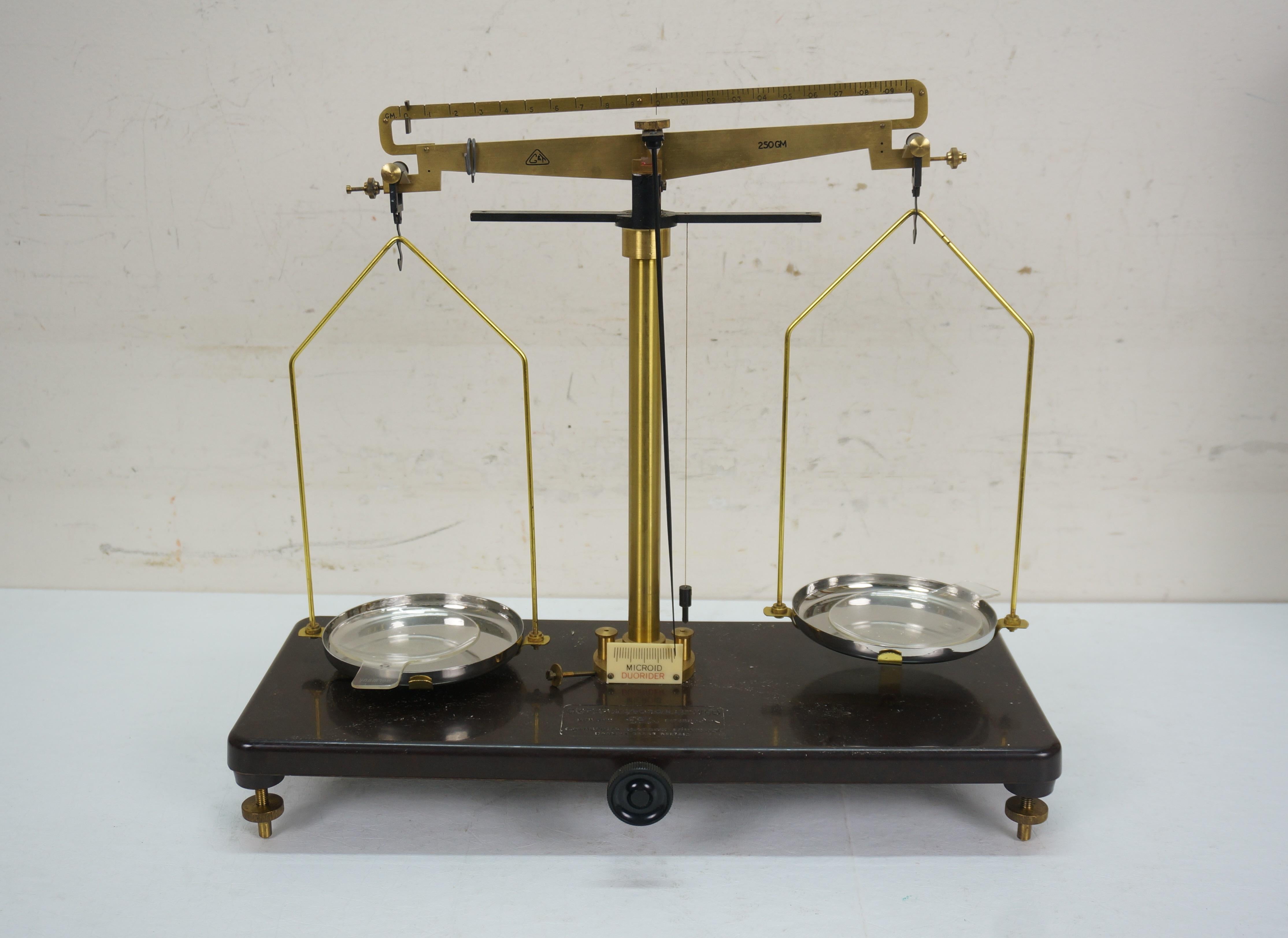 Antique English Griffin & George Cased Laboratory Pharmacy Balance Scale 18