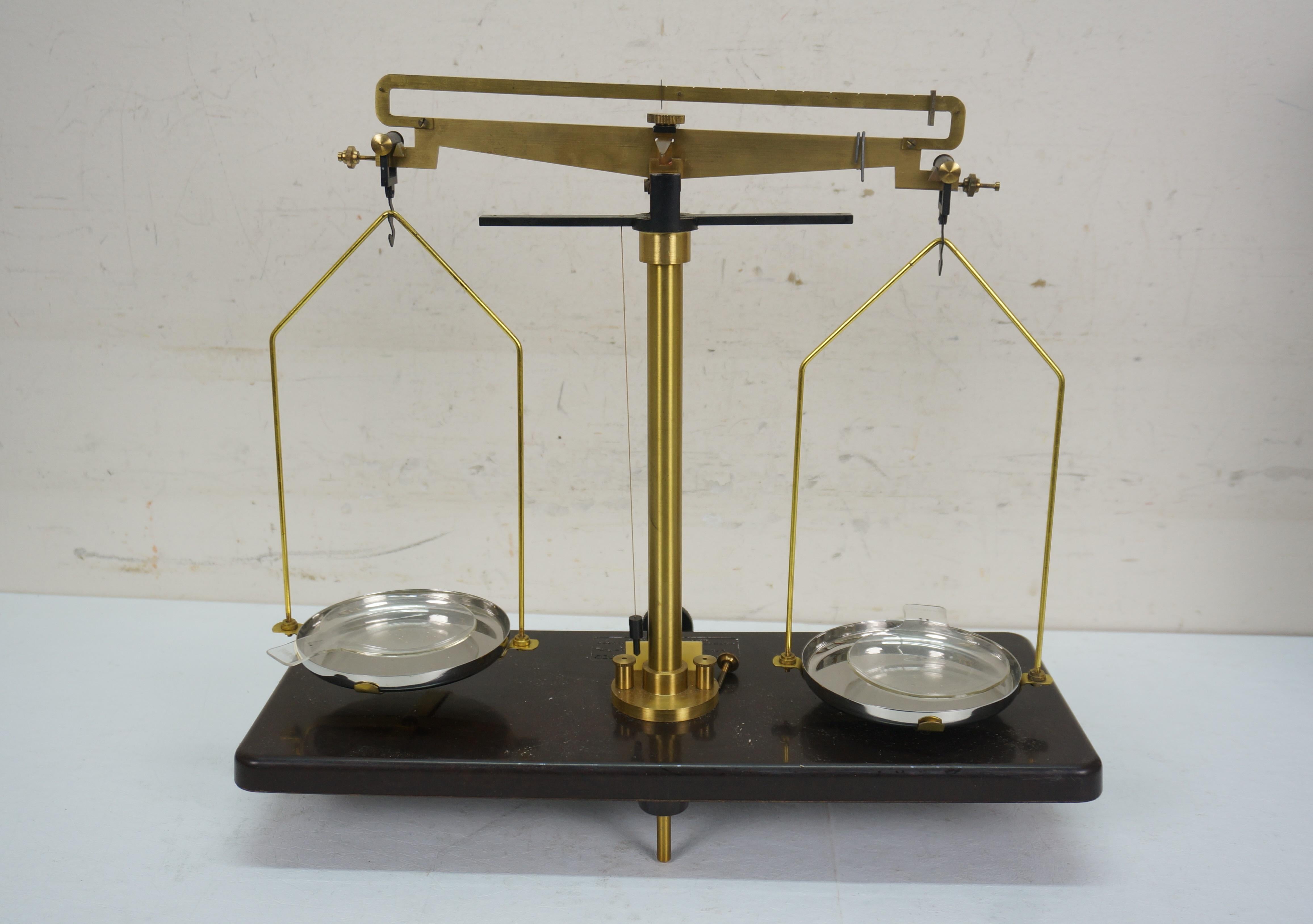 Antique English Griffin & George Cased Laboratory Pharmacy Balance Scale 18