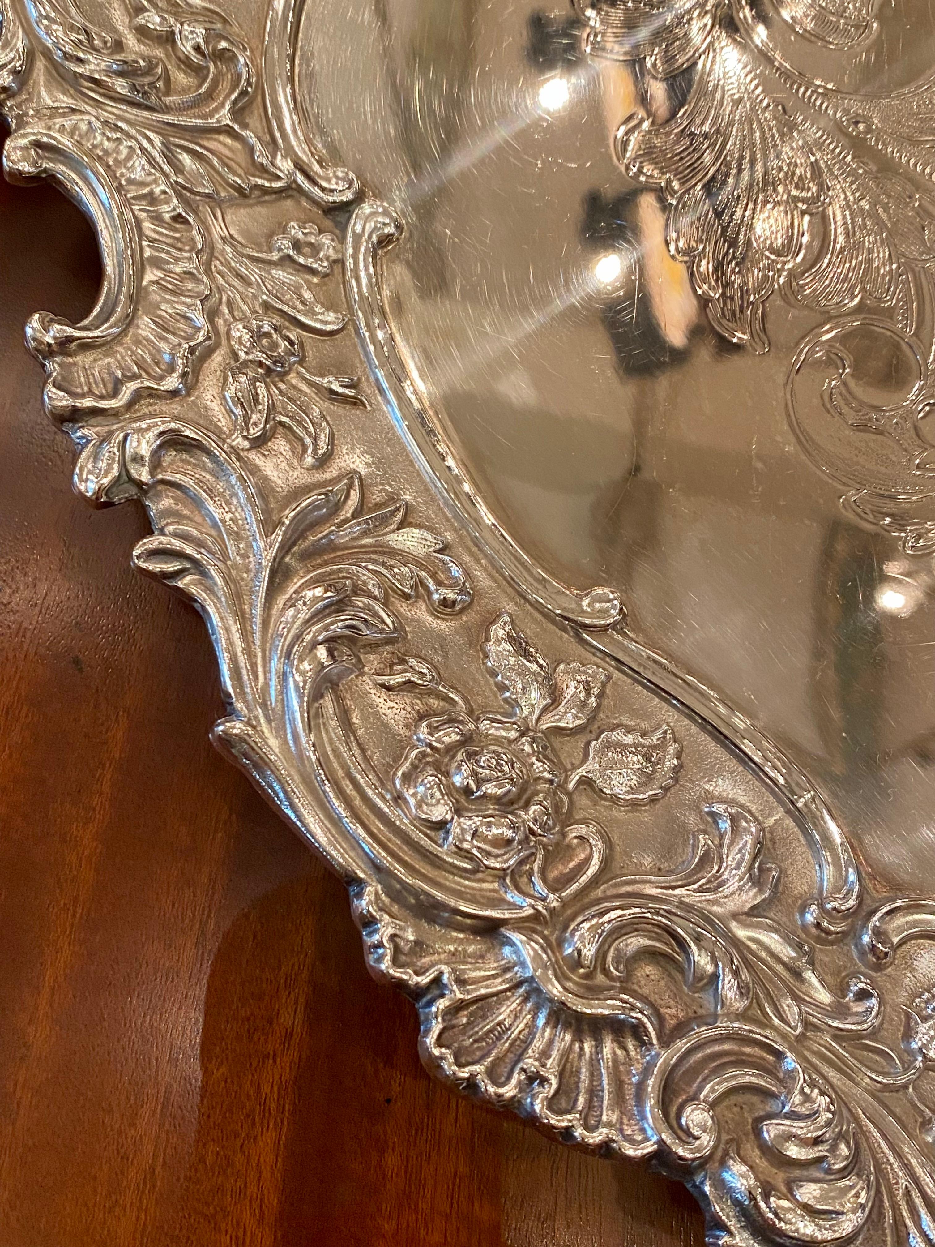 Antique English Hallmarked Sheffield Silver-Plate Service Tray, Circa 1900-1910 In Good Condition In New Orleans, LA